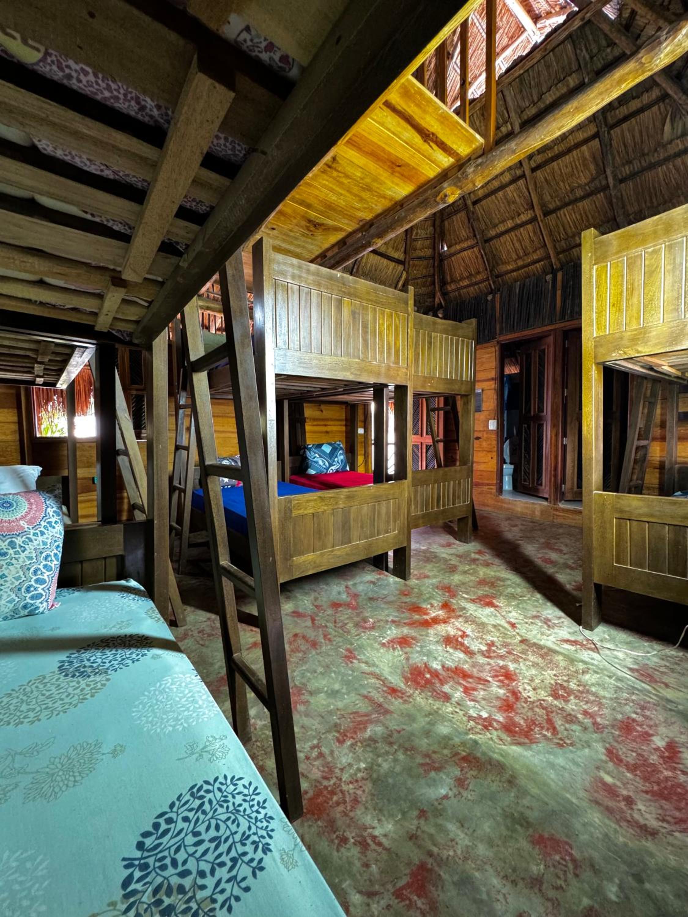 Hostal Nibuni Palomino