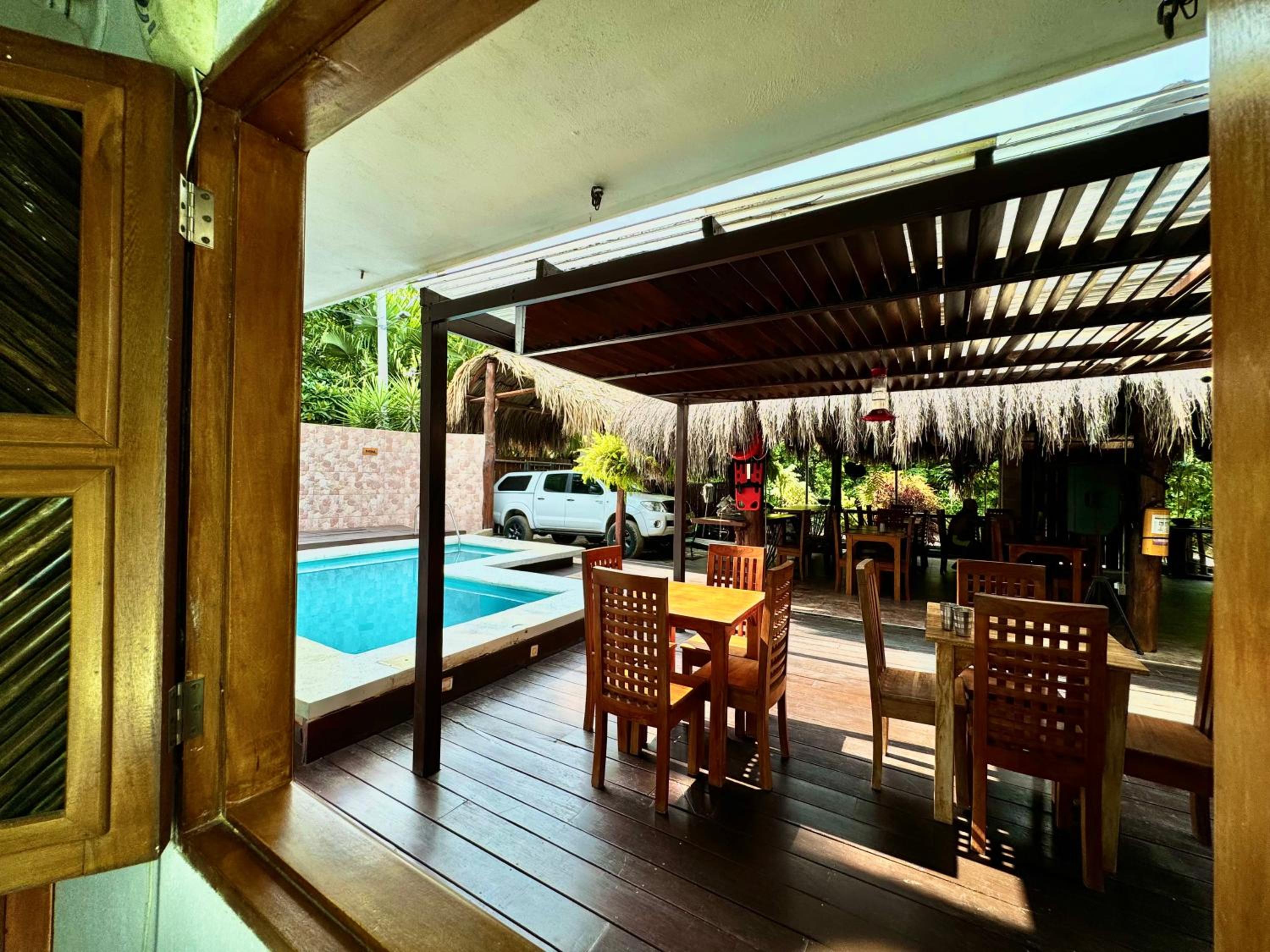 Hostal Nibuni Palomino