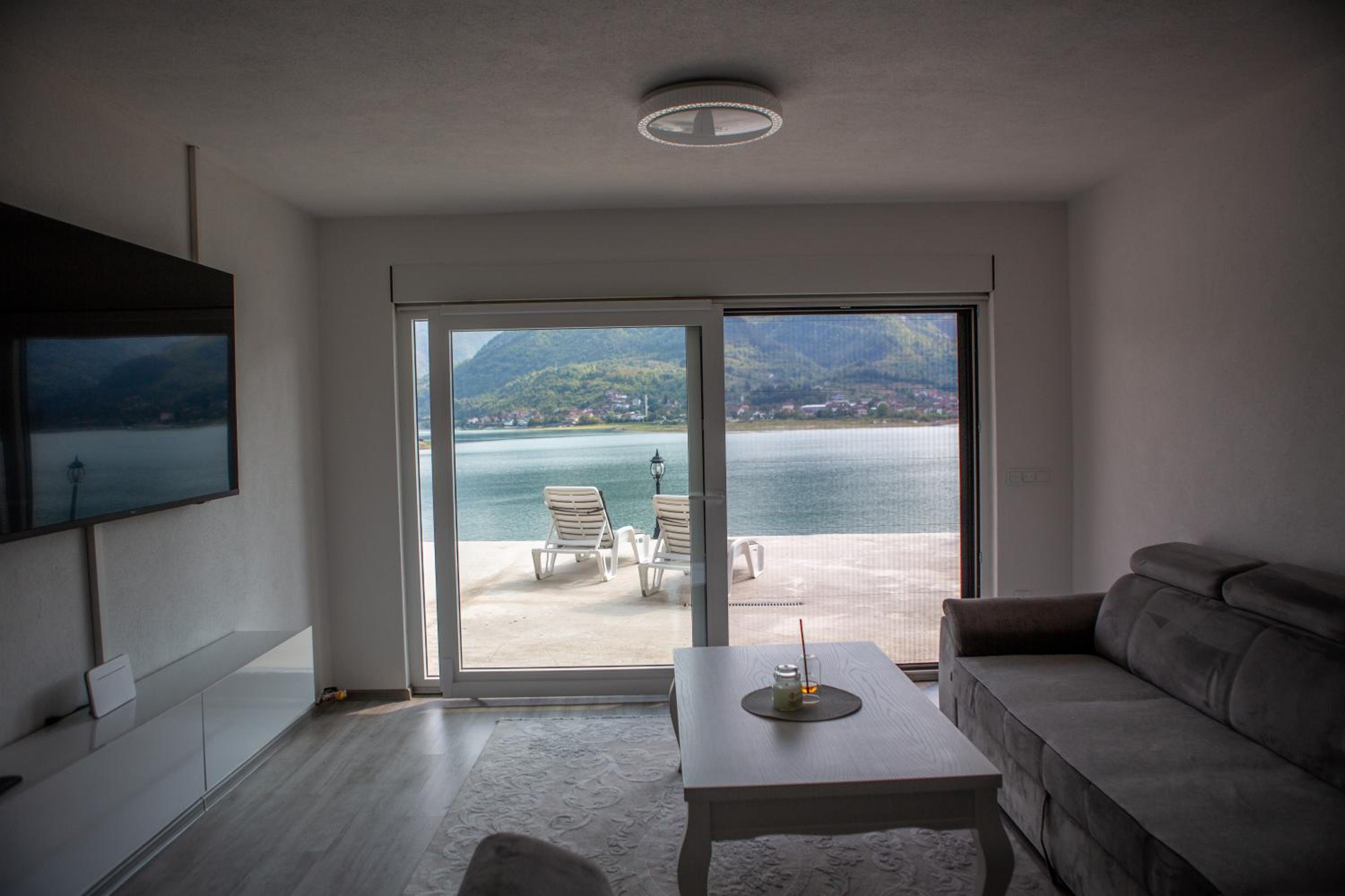 Apartment WLV- with lake view