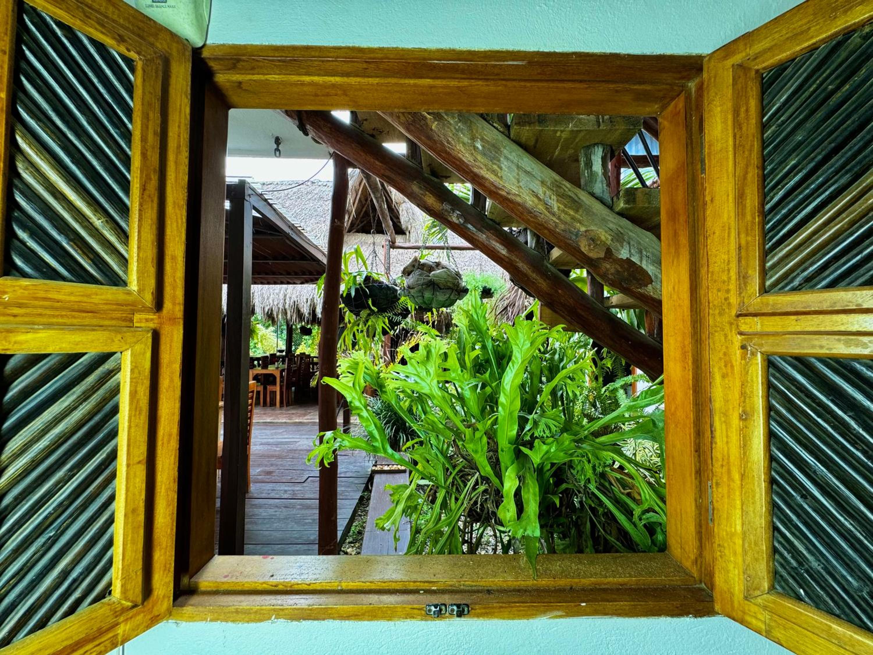 Hostal Nibuni Palomino