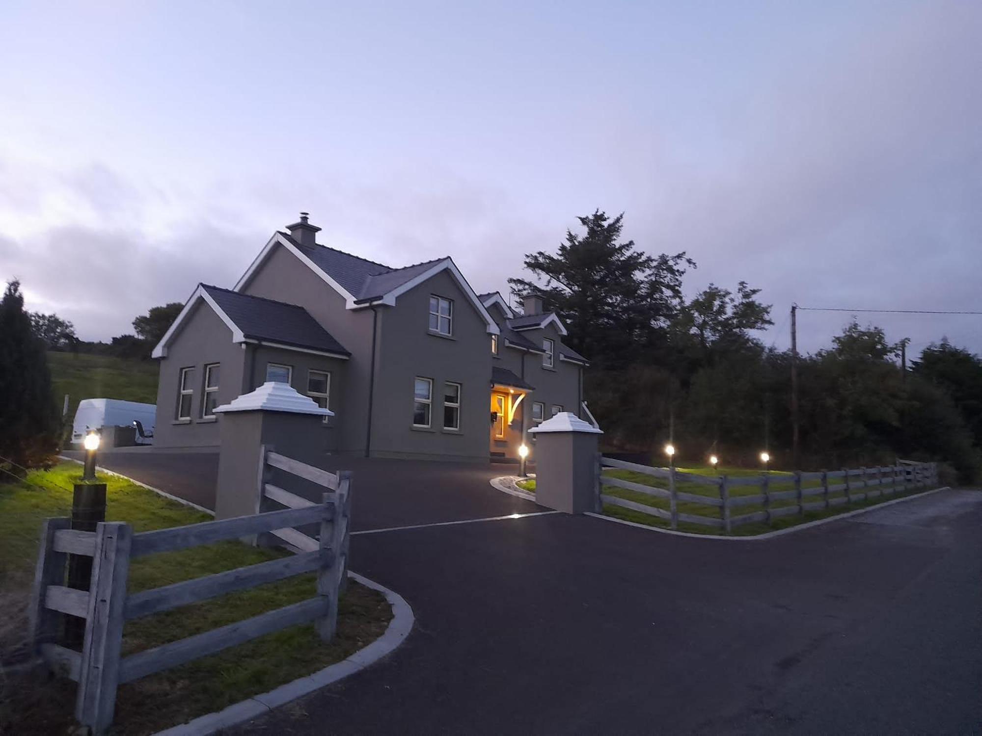 Hotel Dromore house - Image 1