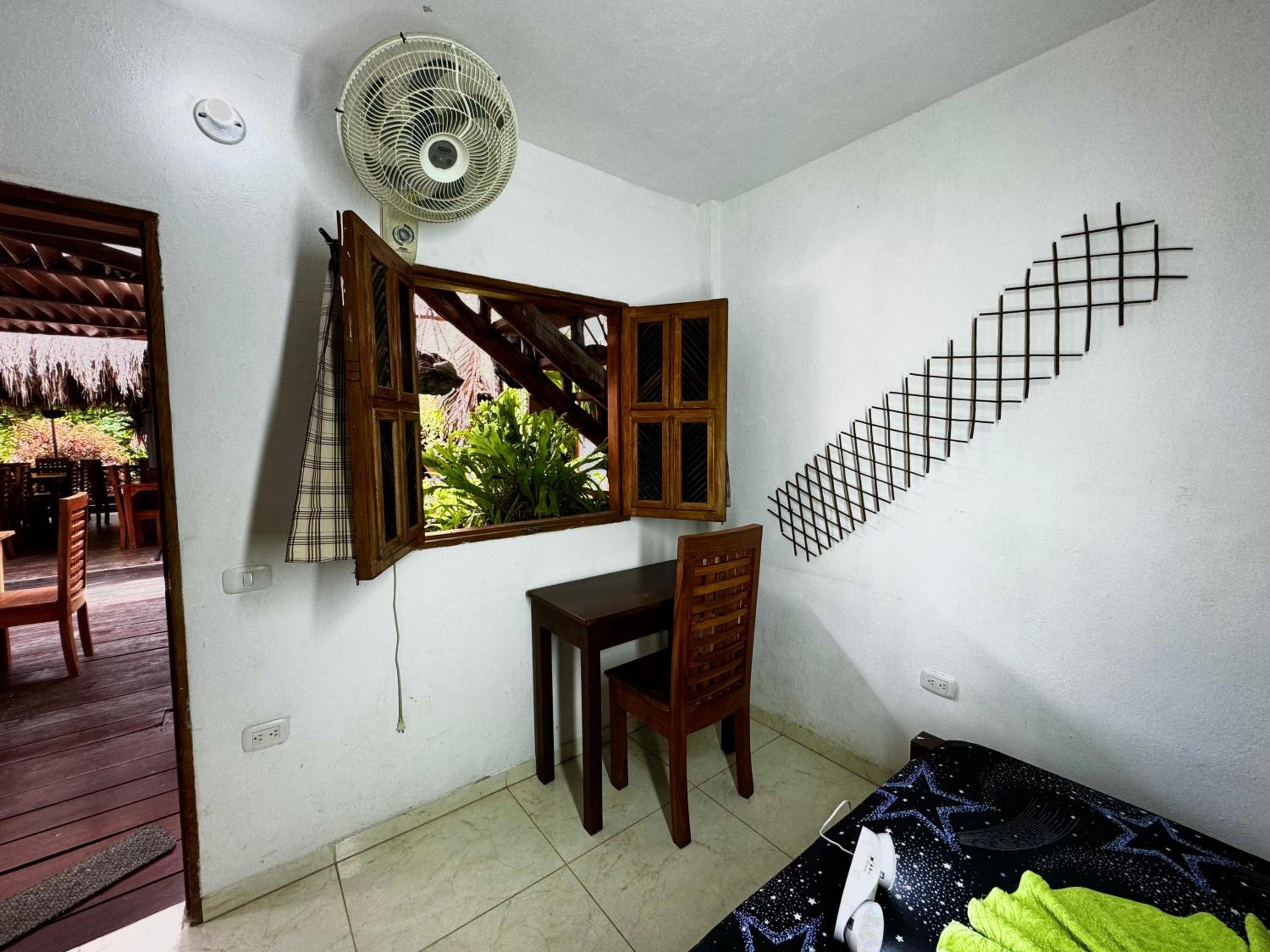 Hostal Nibuni Palomino