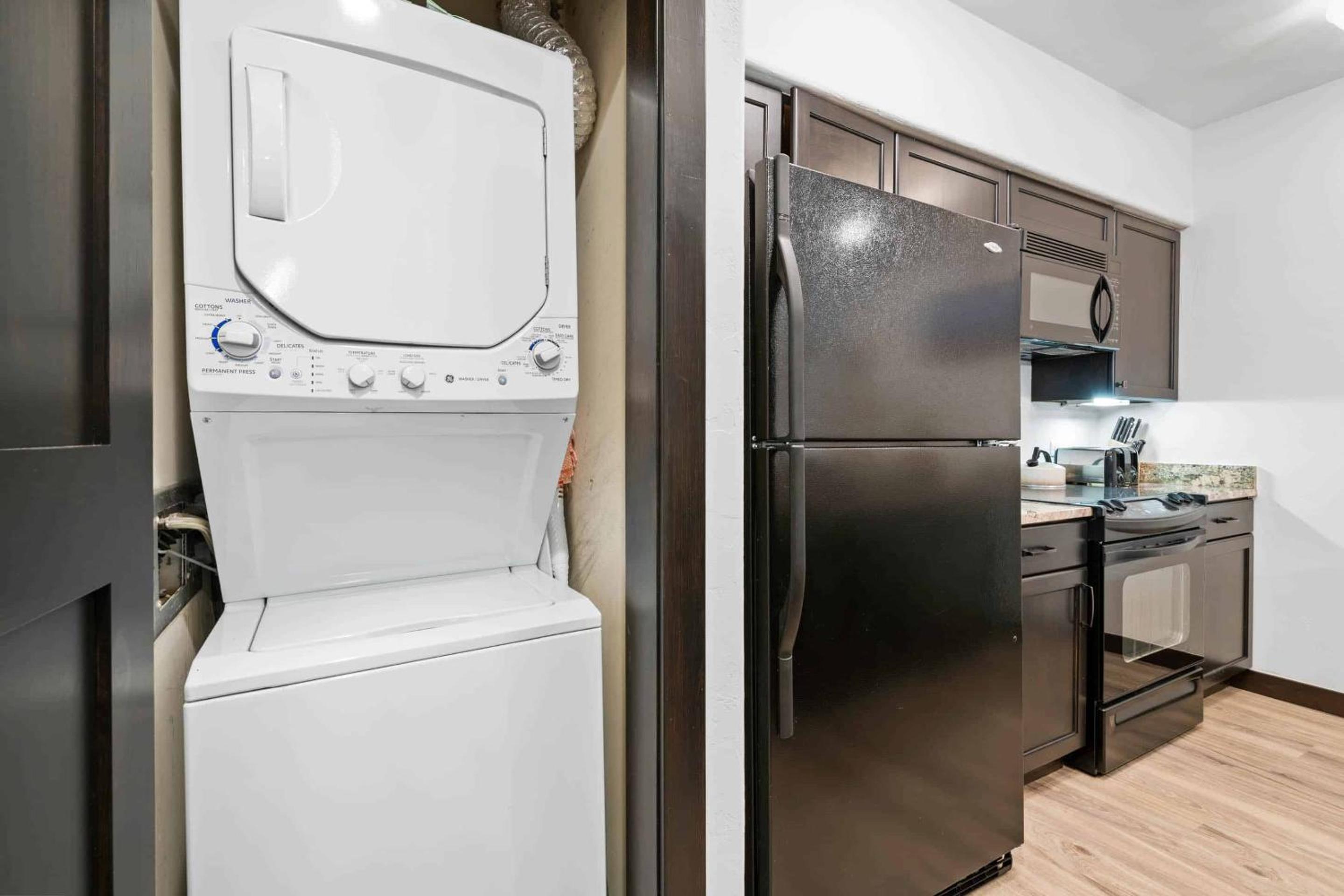 Kiva 227 by East West Hospitality view 5