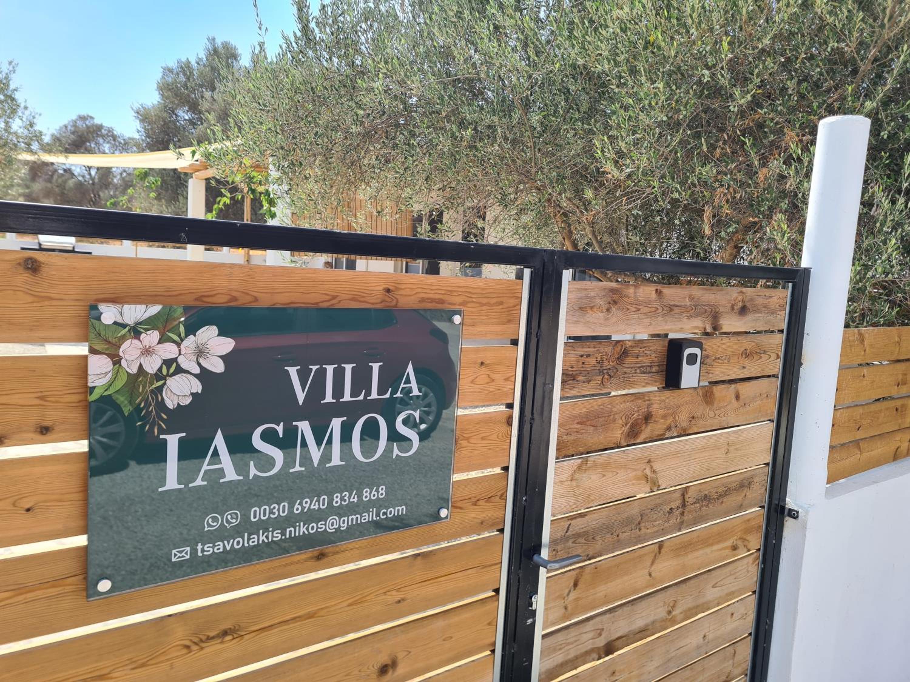 Villa Iasmos