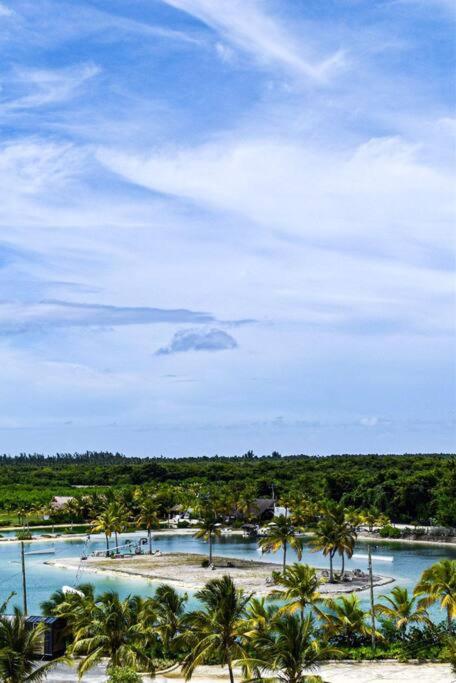 Downtown Punta Cana Vibrant Apartment!