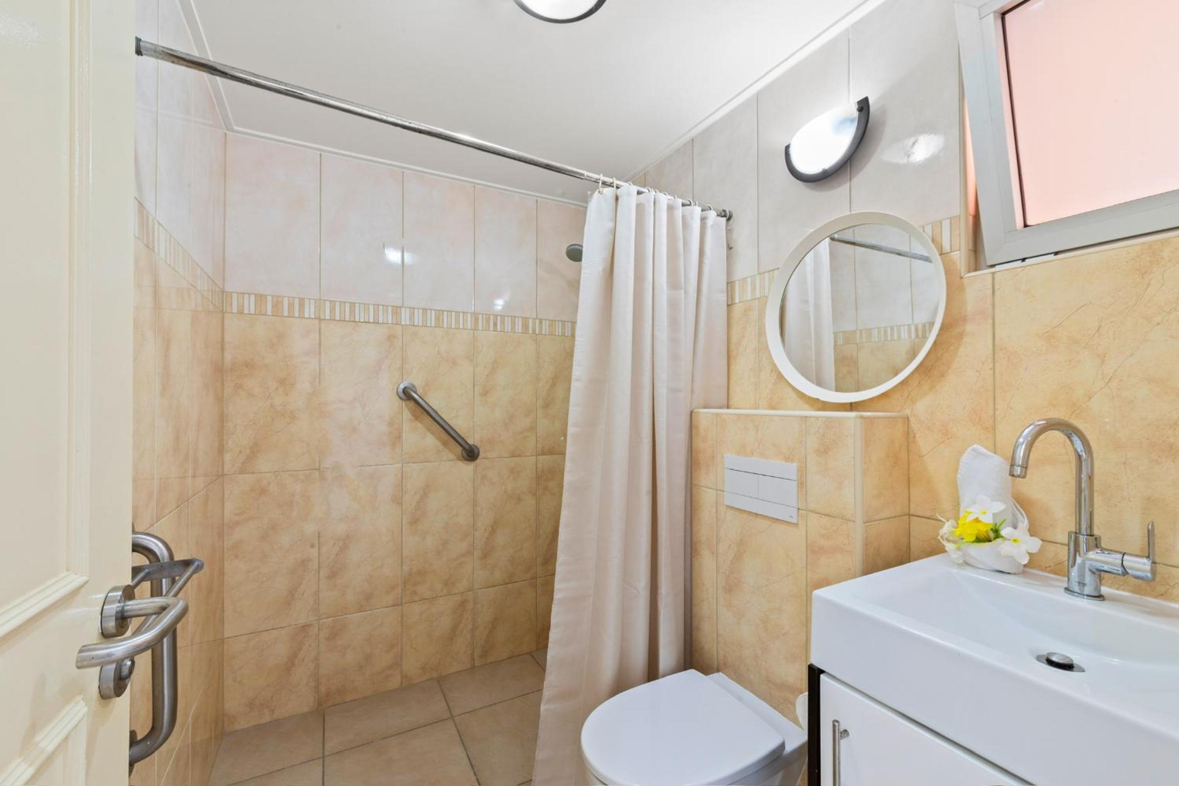Heerlijk appartement met prachtig uitzicht op zee!