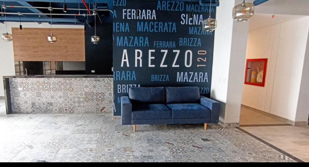 Roger USAQUEN 120
