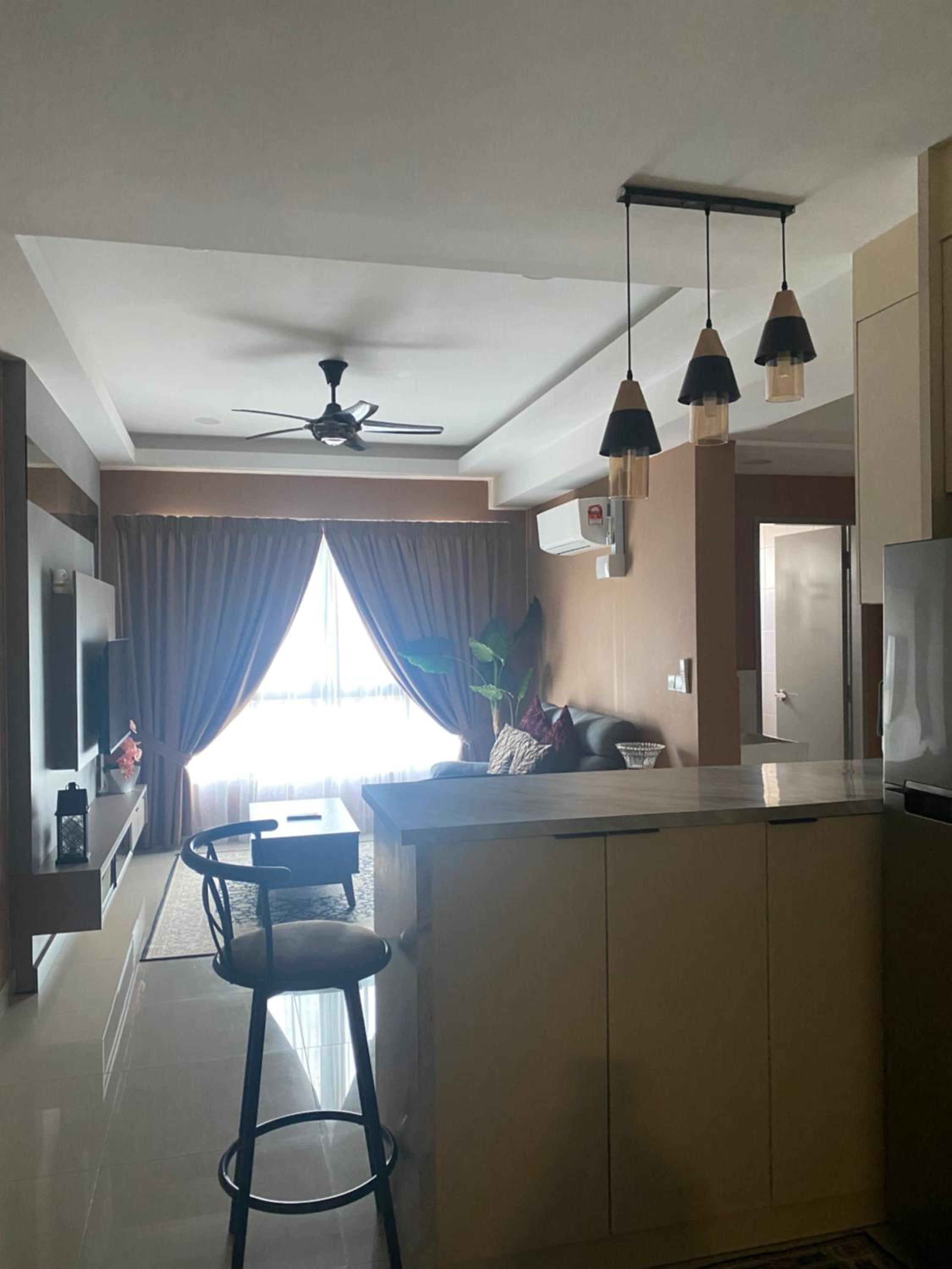 M Centura Sentul