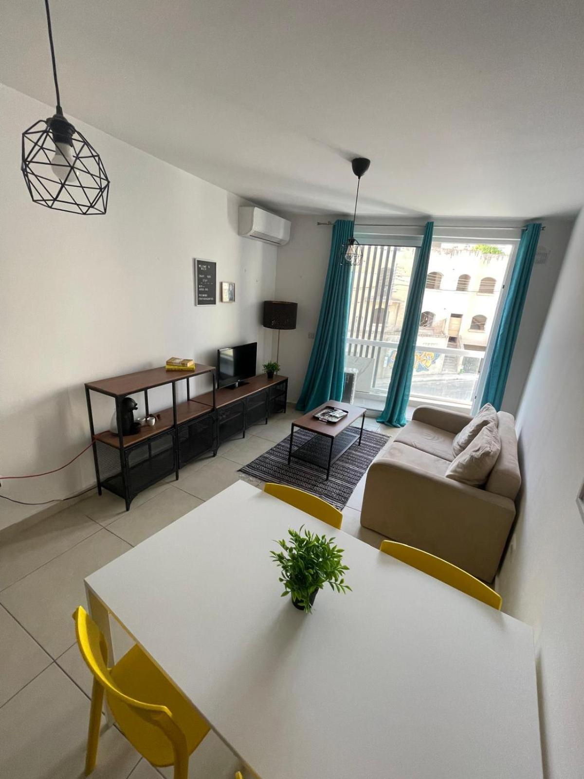 Modern Apartment in Central St Julians photo 3