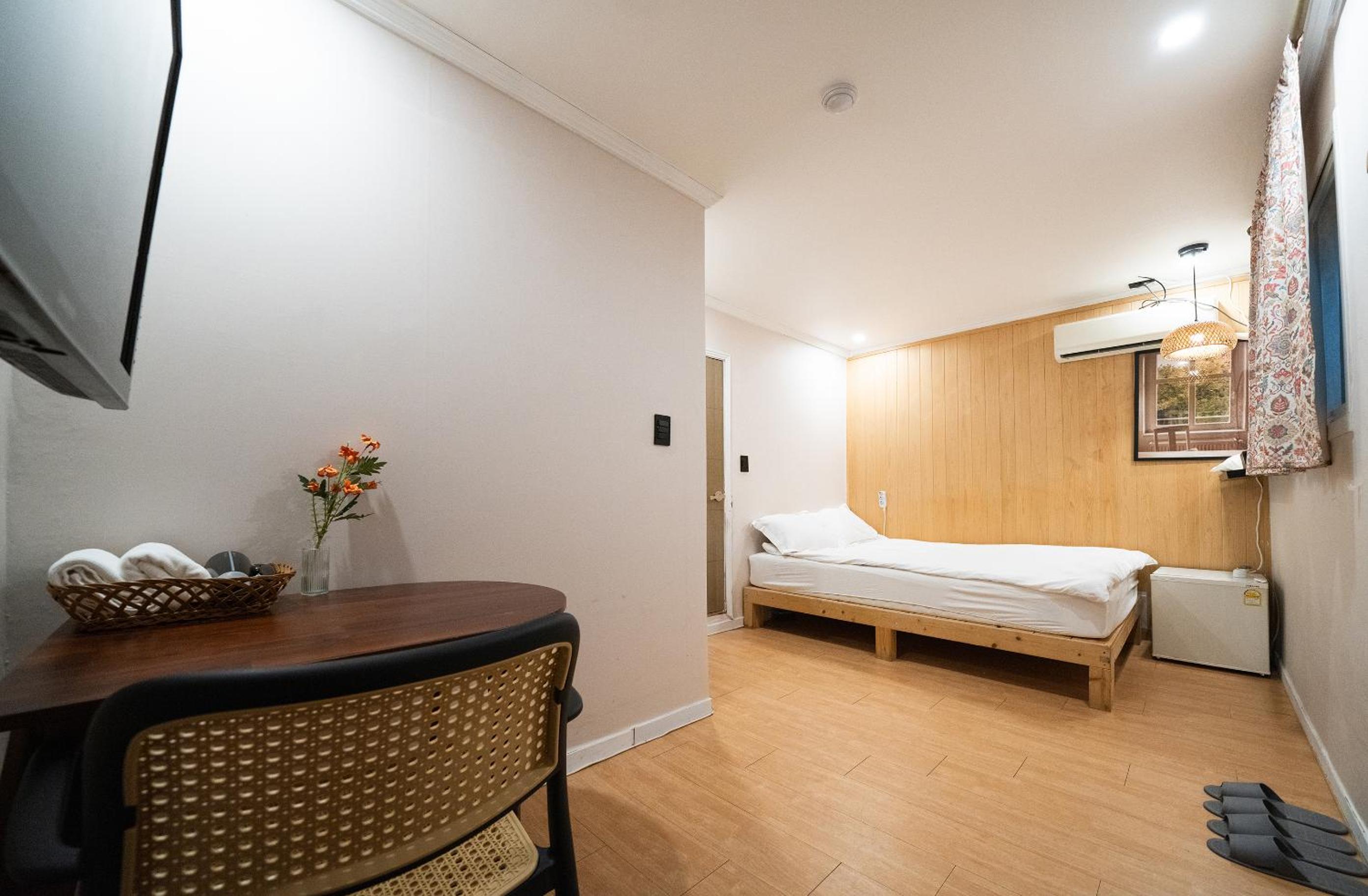 SSH LK Hostel