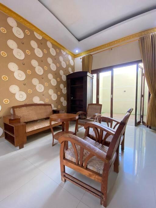 Homestay Keluarga - Yogyakarta view 5