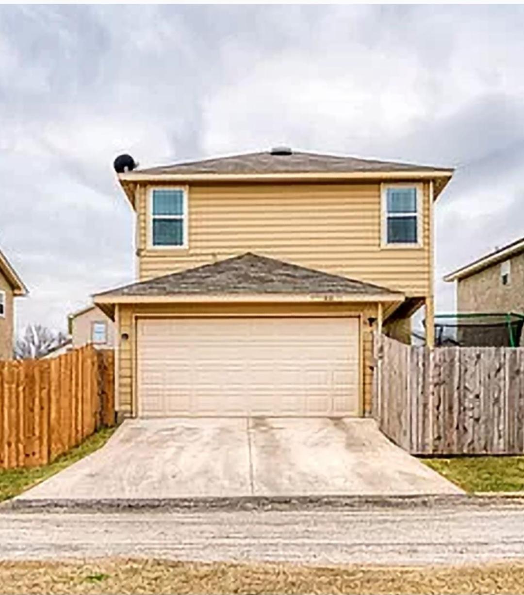 GEM With Movie Theater near San Antonio and RAFB view 3