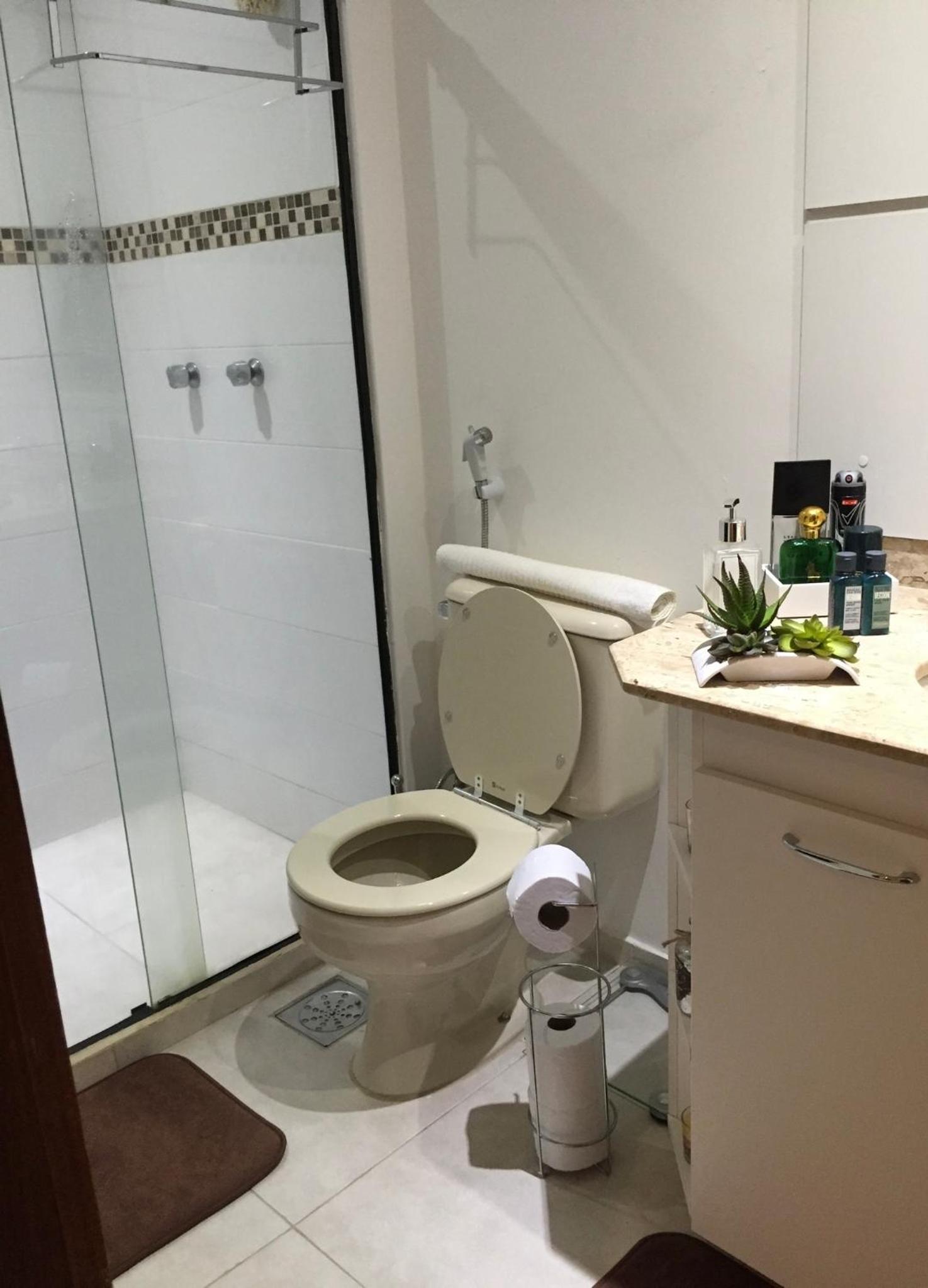 Apartamento Aconchegante na Barra da Tijuca Rio de Janeiro Condomínio com Serviços