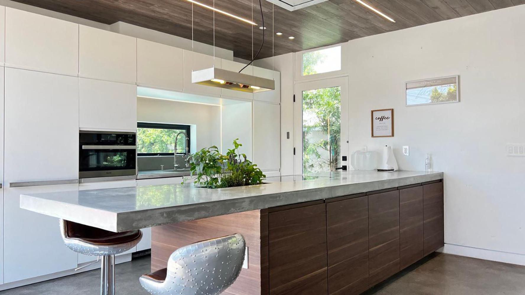 Luxurious Venice Oasis Home