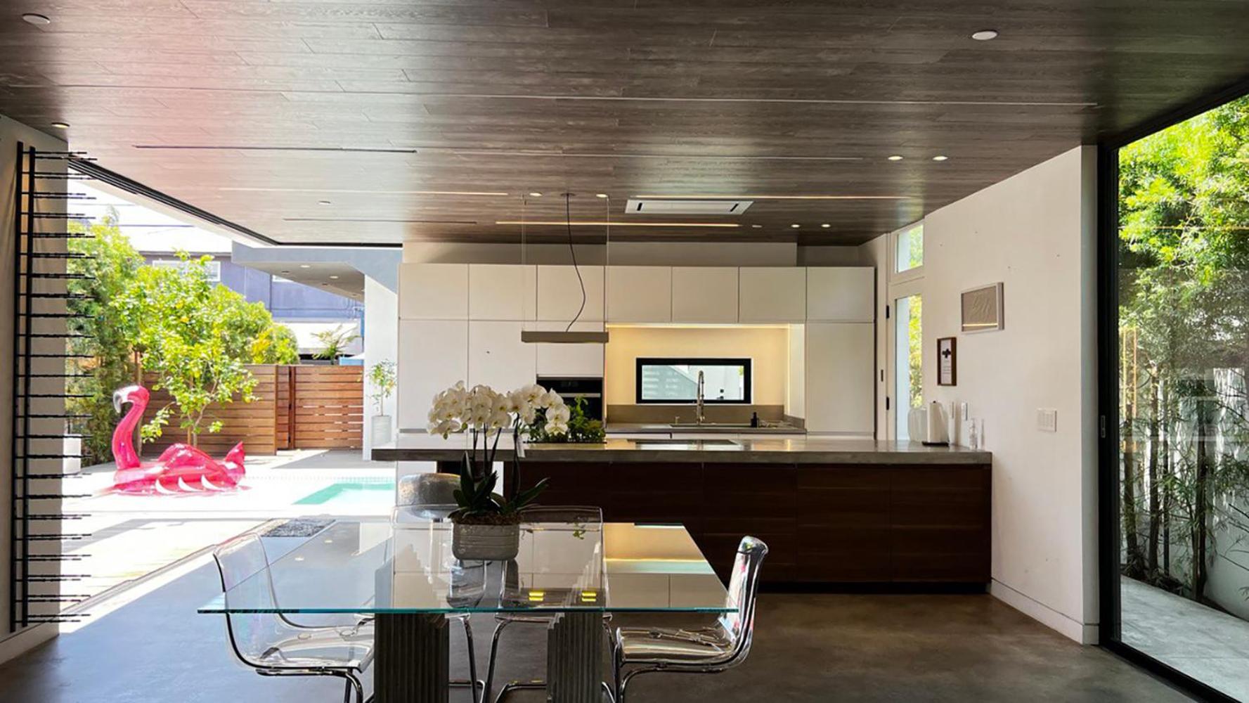 Luxurious Venice Oasis Home