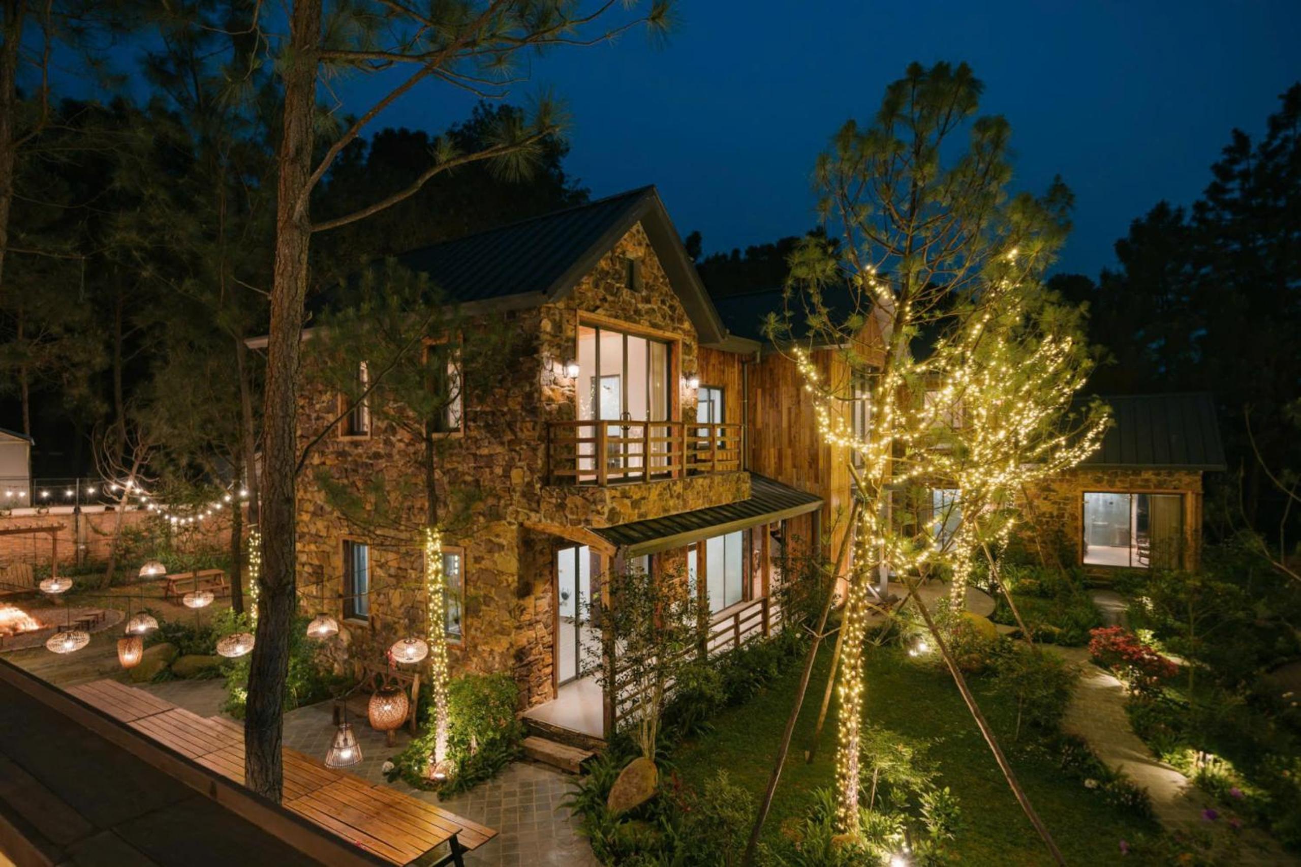 OMELY villa Sóc Sơn - Venuestay