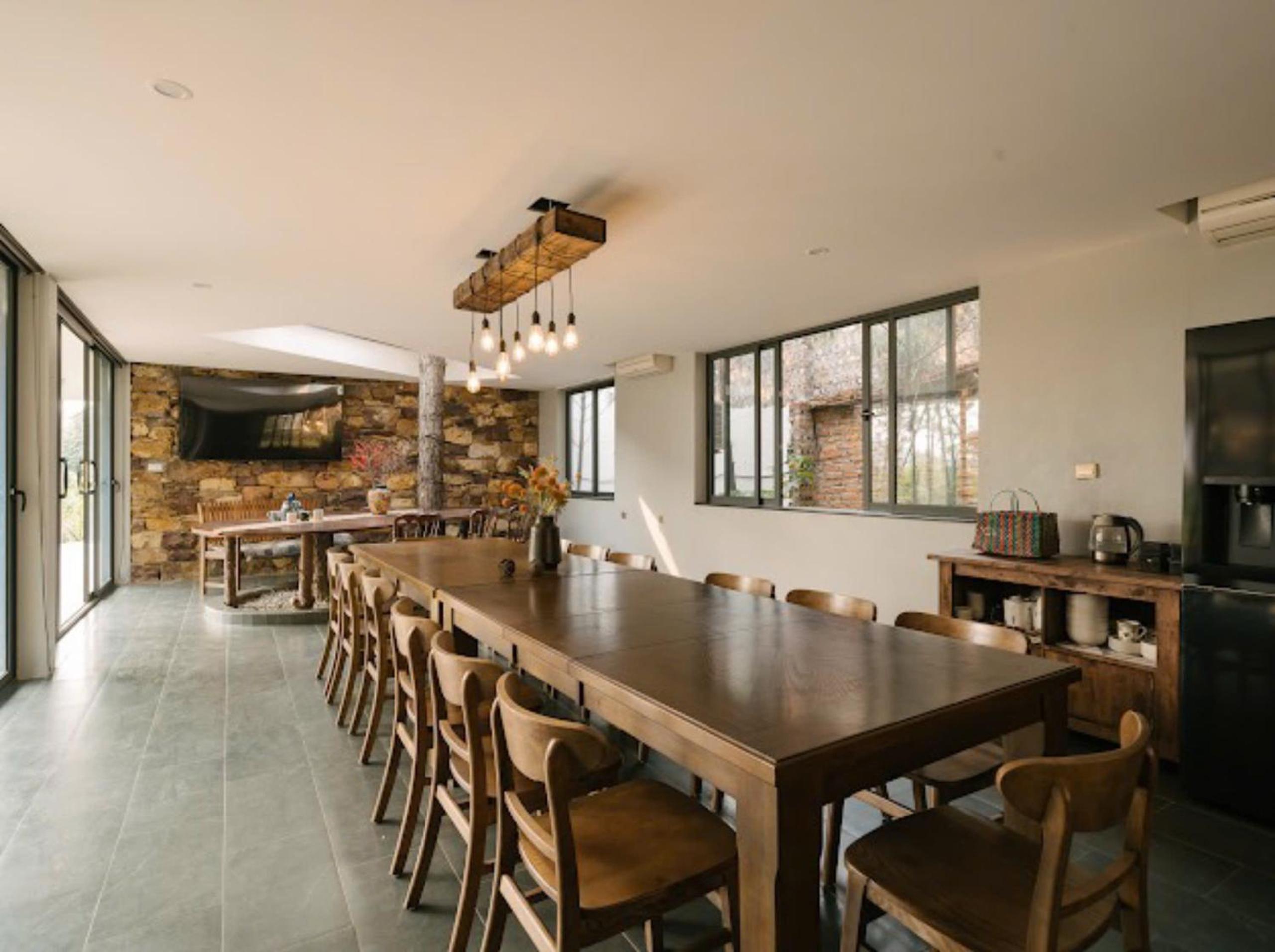 OMELY villa Sóc Sơn - Venuestay