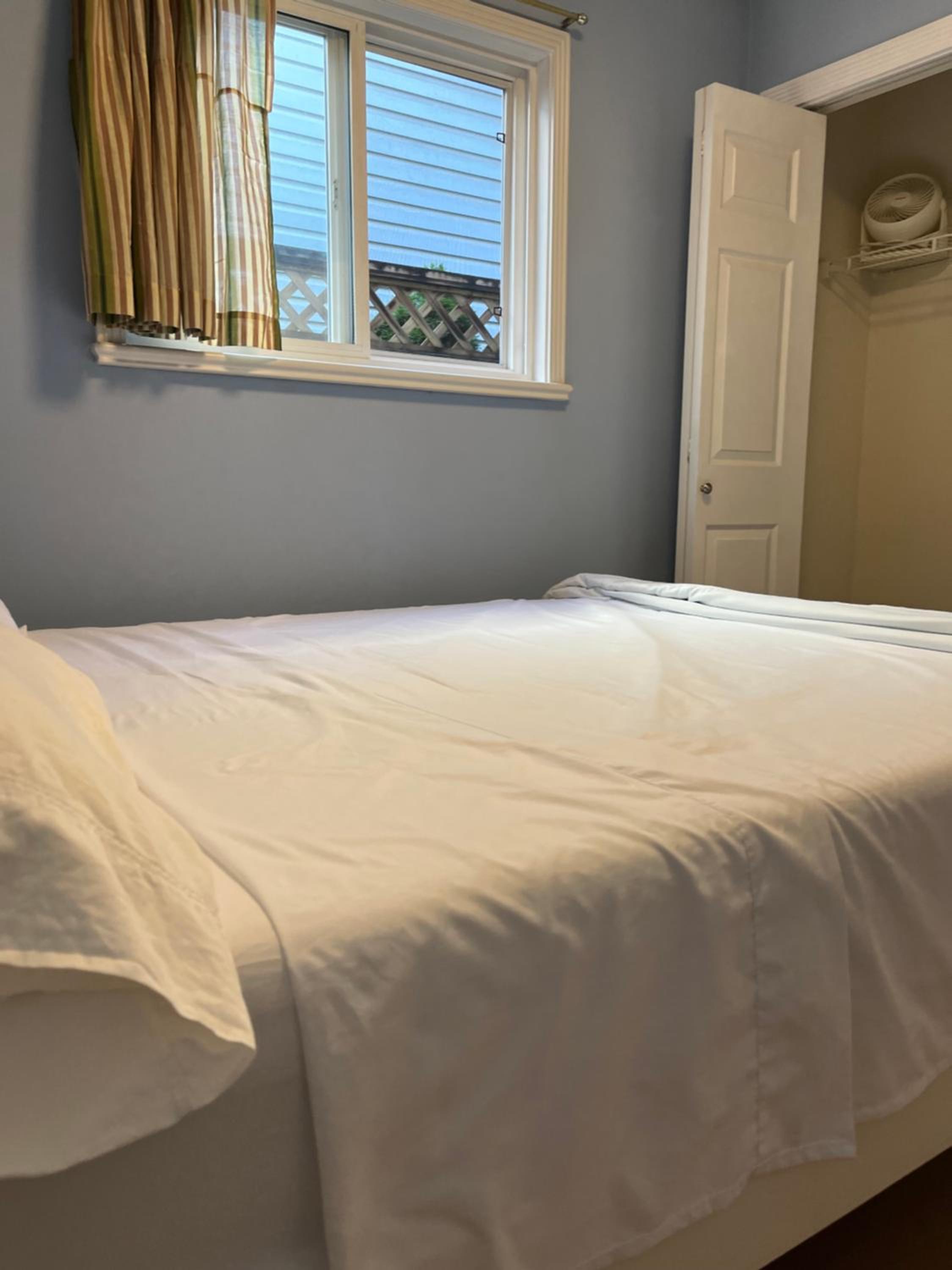 2 Beds Guest Suite to Yourself at Coquitlam Centre Mall