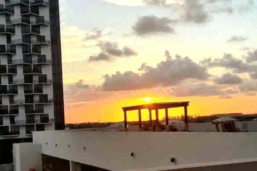 Comfortable Studio suites in downtown Doral