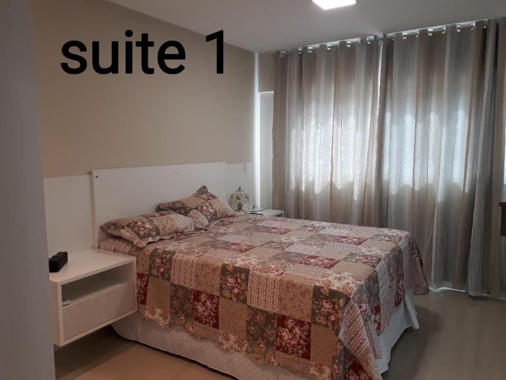 Apartamento em meia praia aconchegante