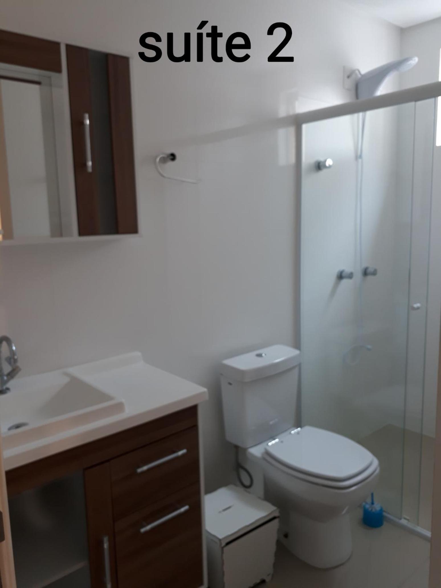 Apartamento em meia praia aconchegante