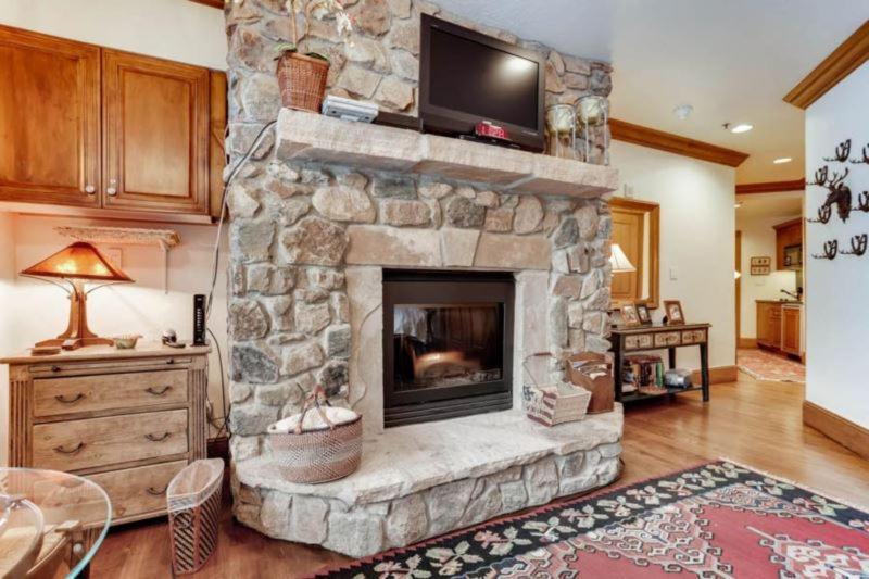 McCoy Peak 202 by East West Hospitality