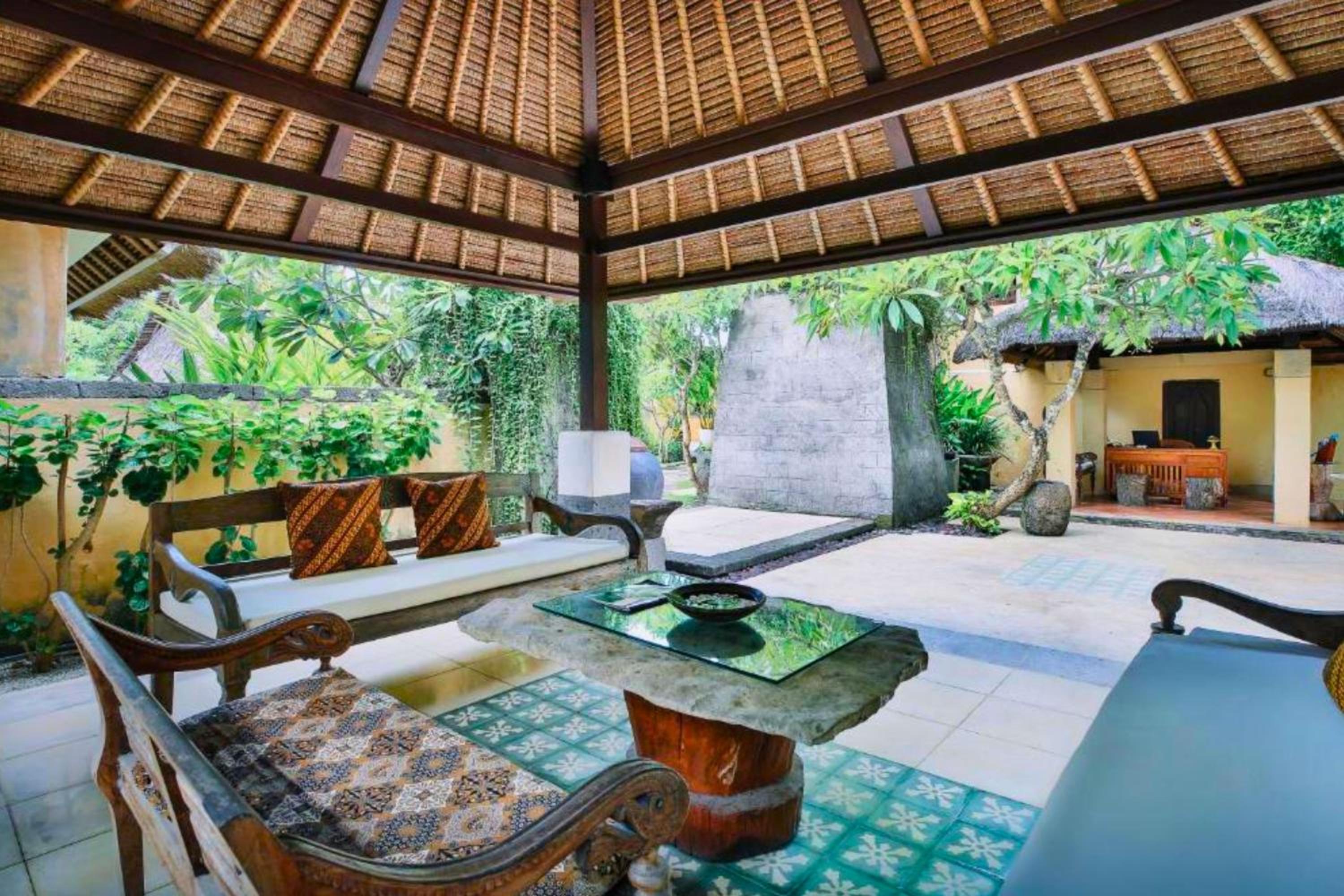 Vanshika 1 BR Garden Villa Shared Pool view 3