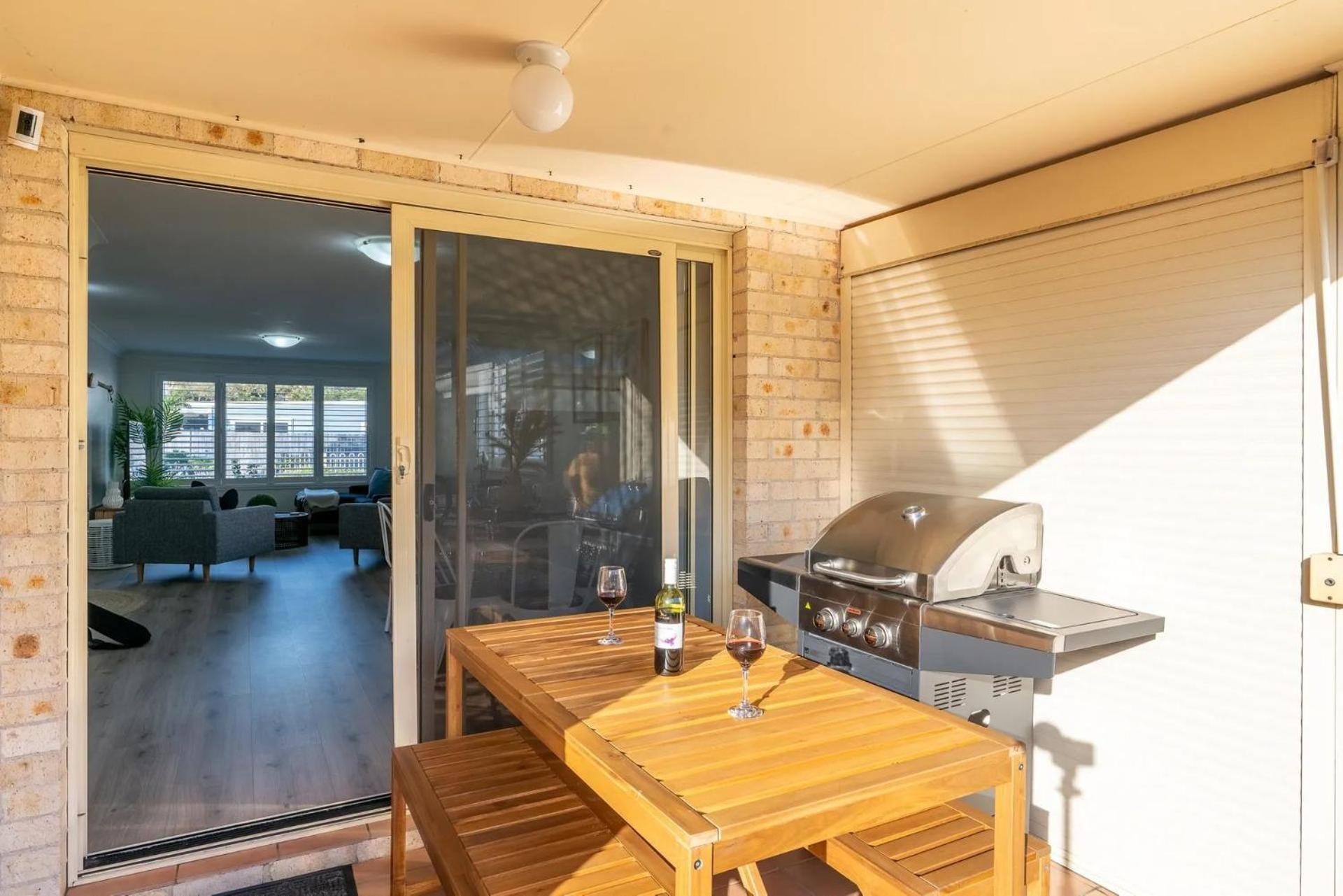 200m to Shellharbour Village - Calm Coastal Townhouse