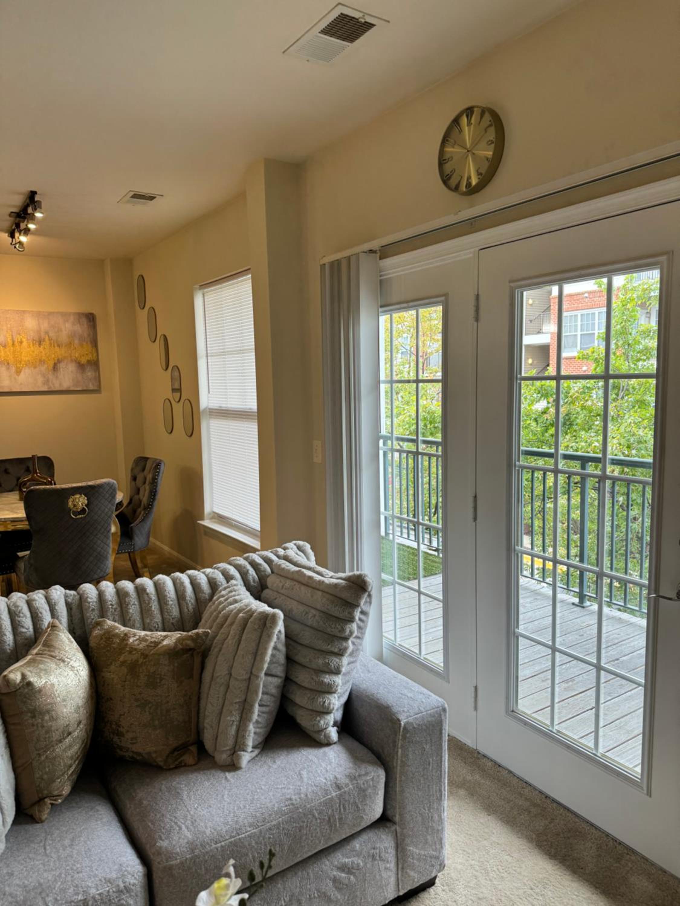Golden Lux, Two-Bedroom Two-Bath view 3