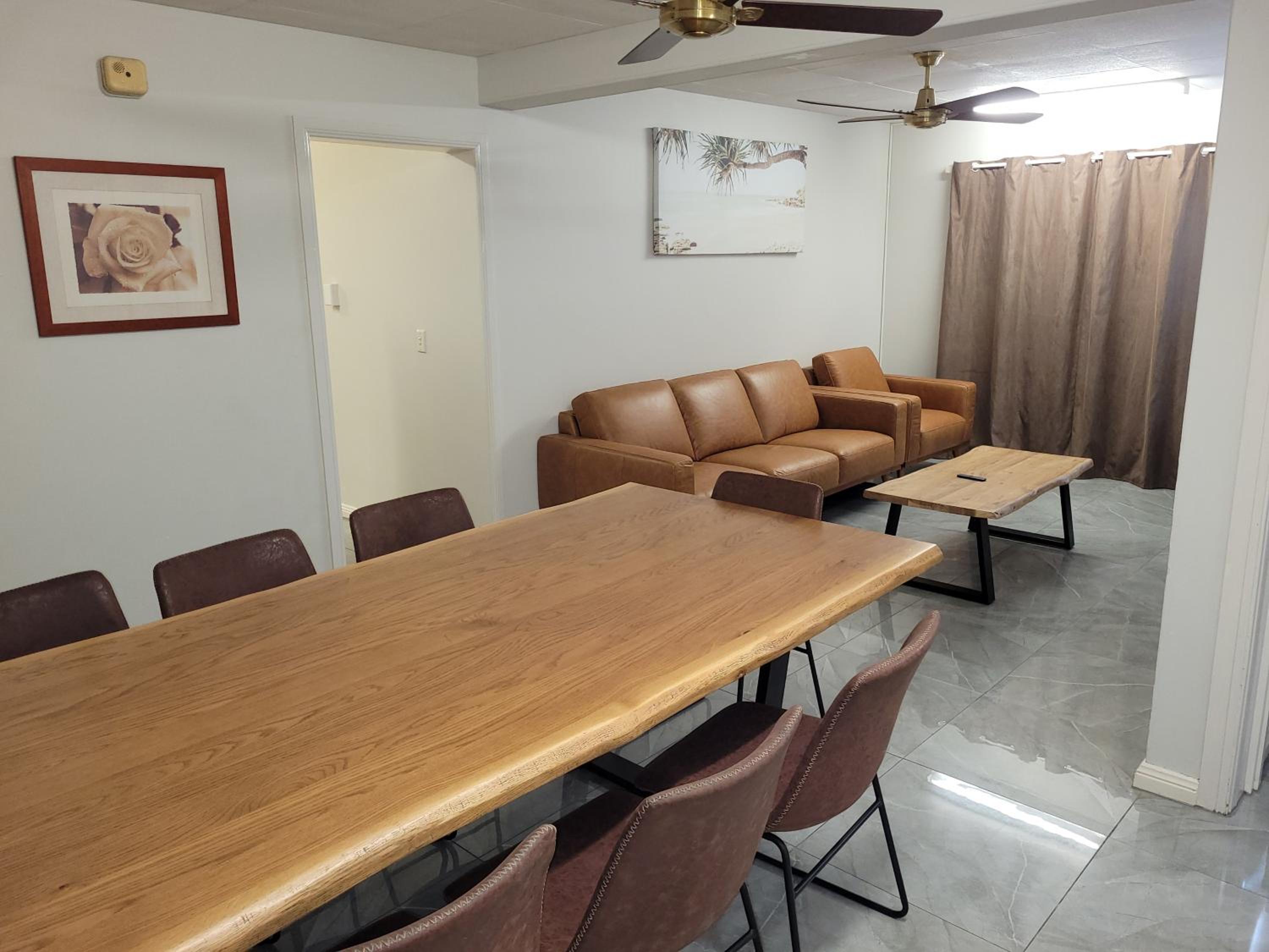 Paradise Holiday Apartments view 4