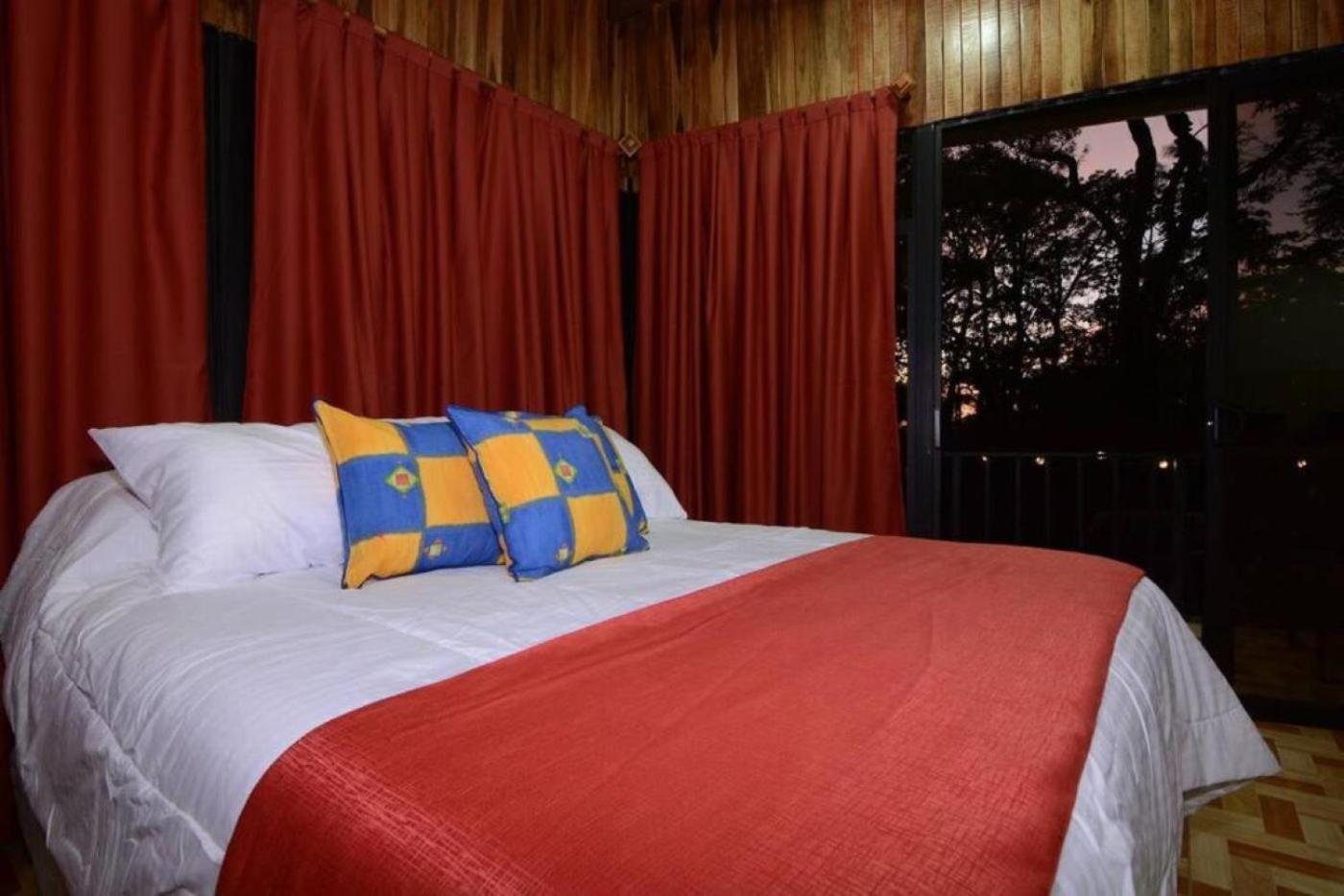 Roca Verde - Monteverde Cloud Forest Lodging