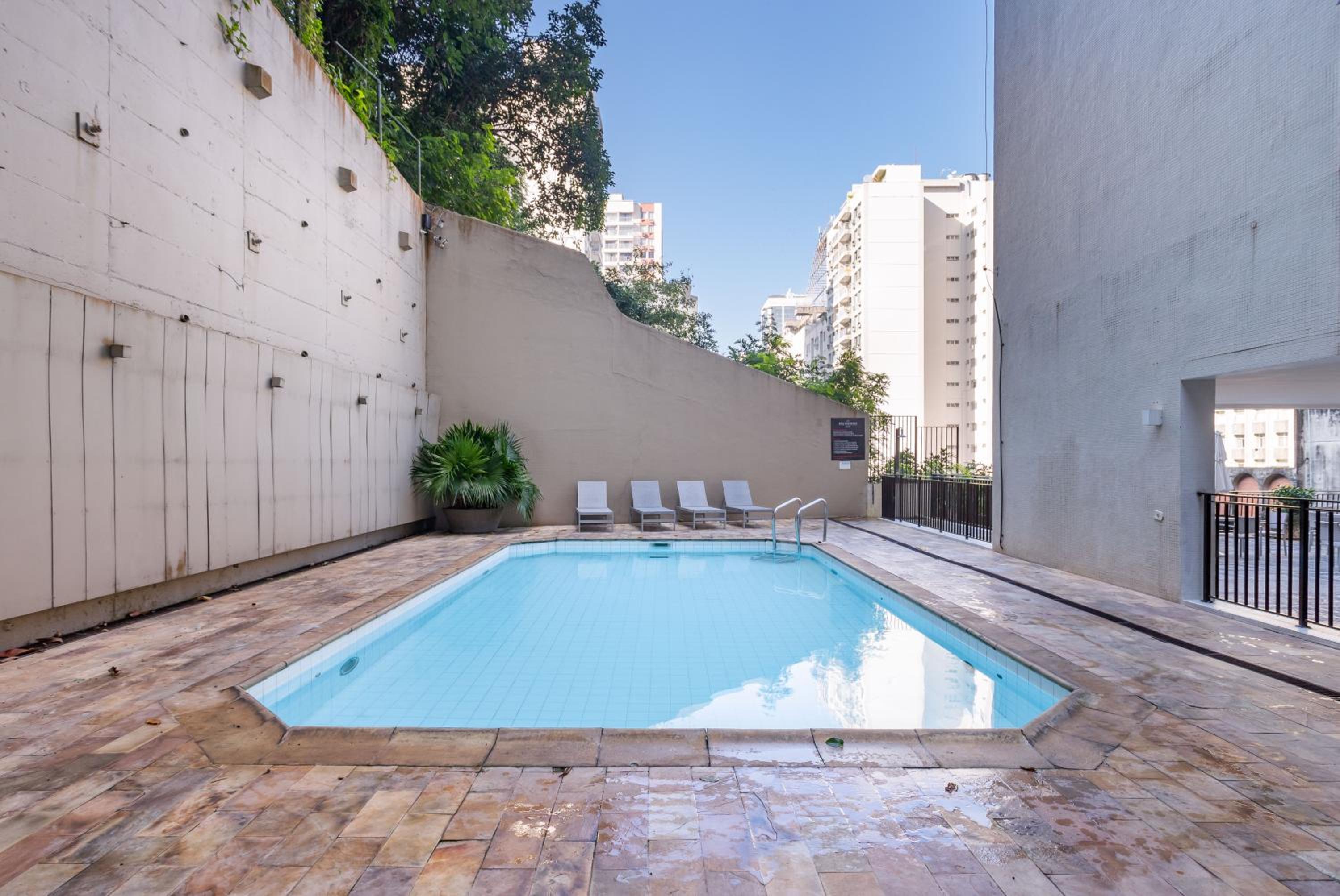 Residence Real Copacabana - 120 - Piscina, Academia e Varanda com Vista