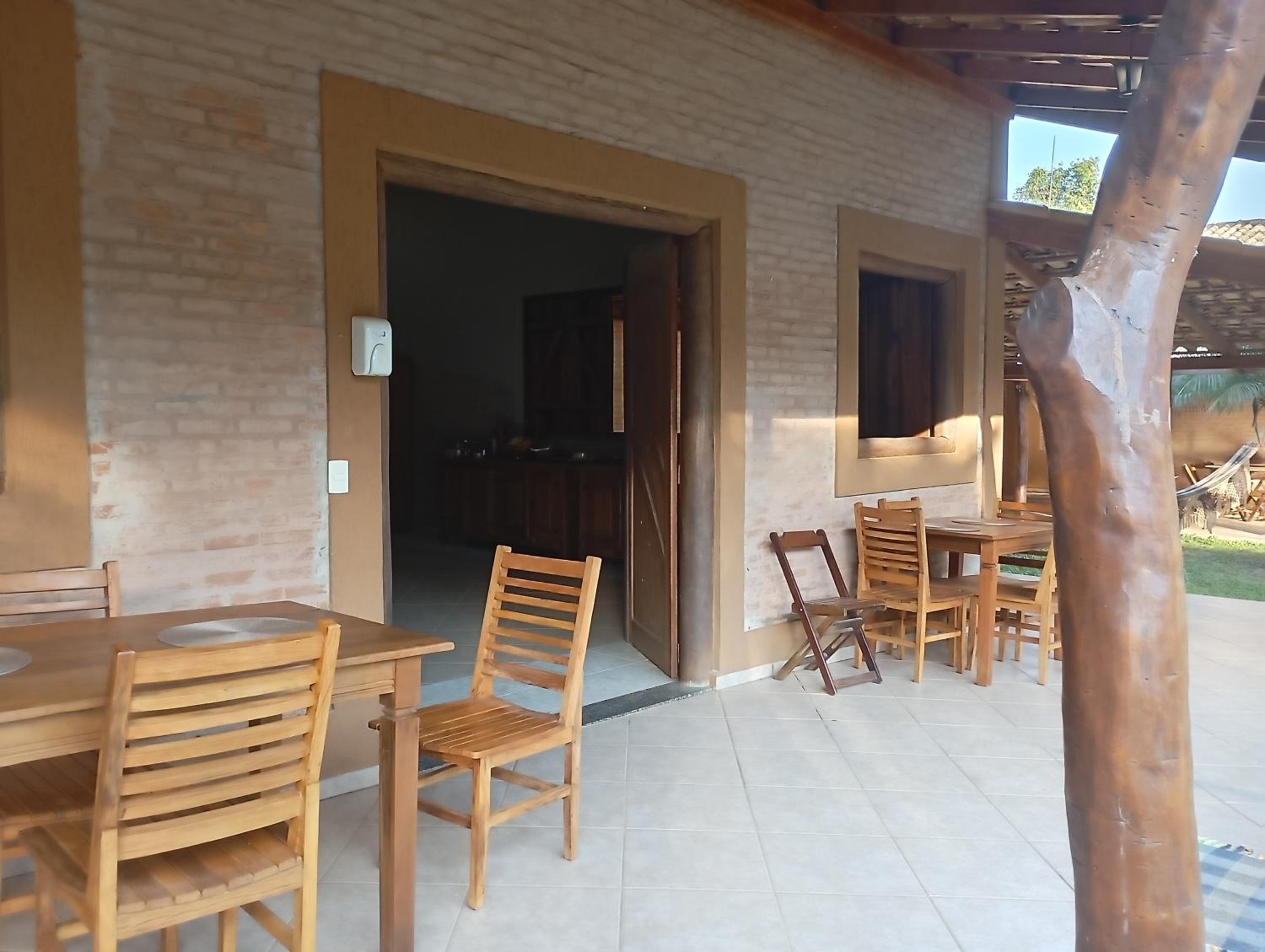 Pousada e Camping Claro Casa de Pedra de Delfinópolis -MG