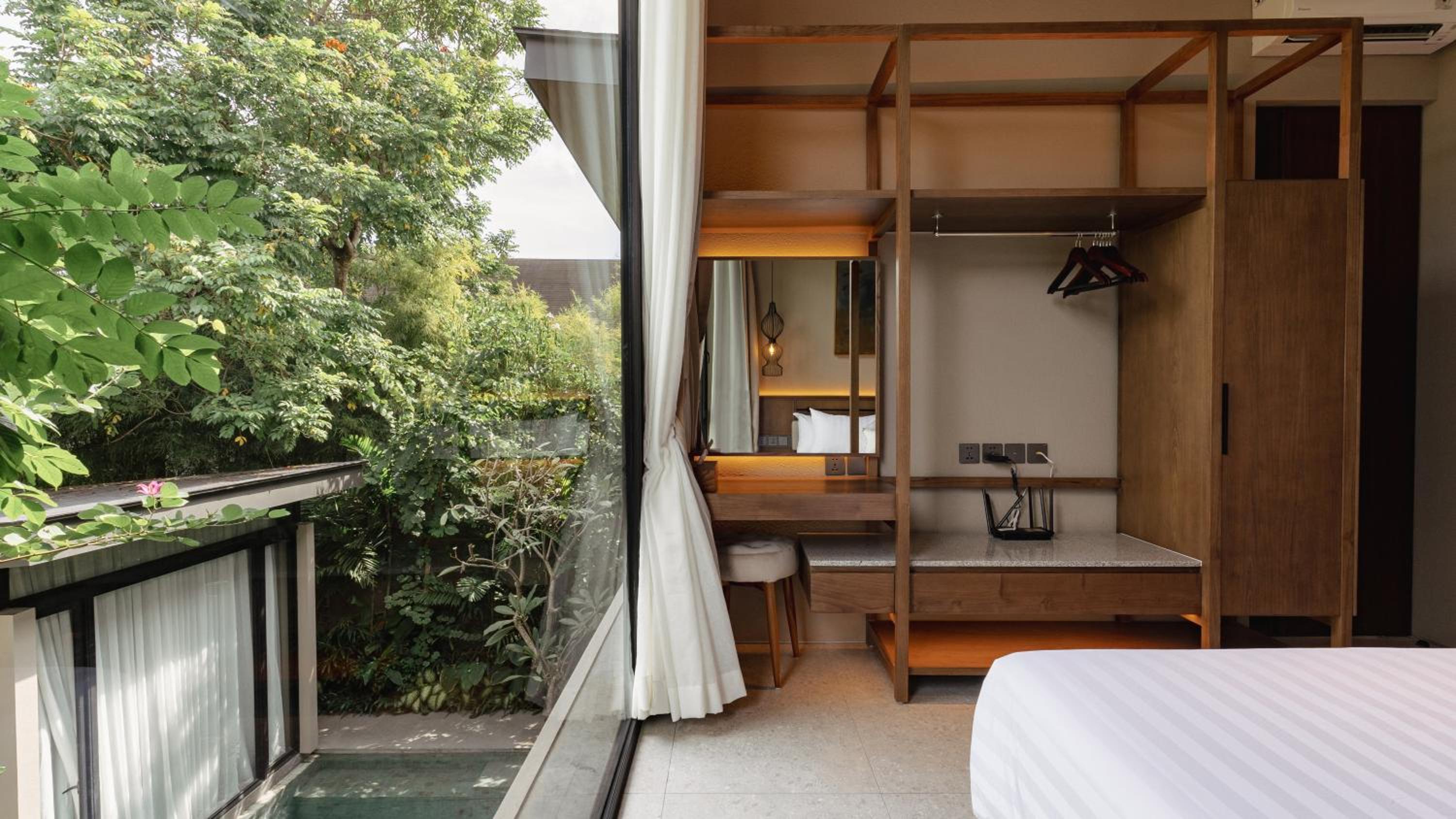 hotel room