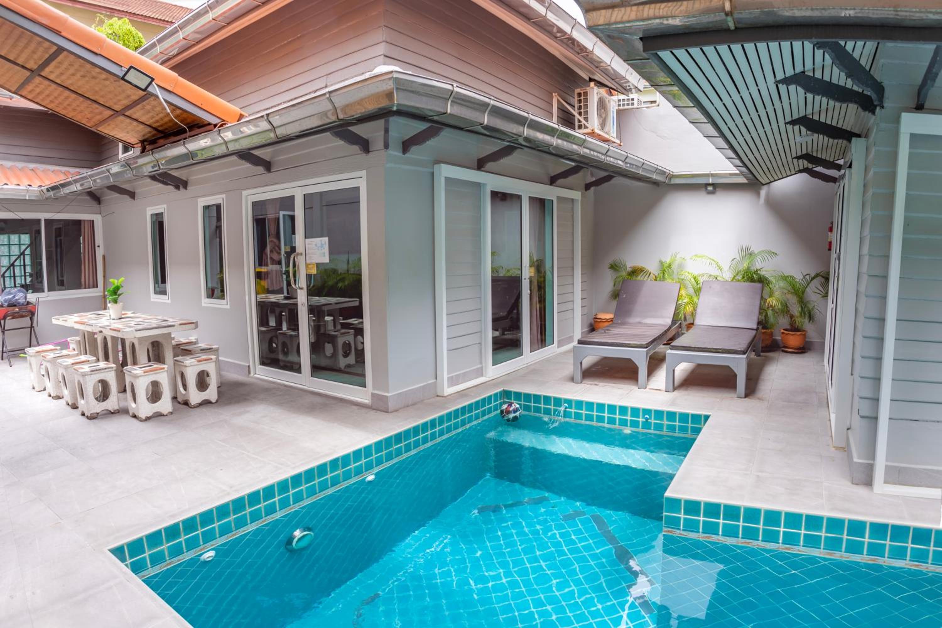 Hotel ROMANTIC Pool Villa - Image 1