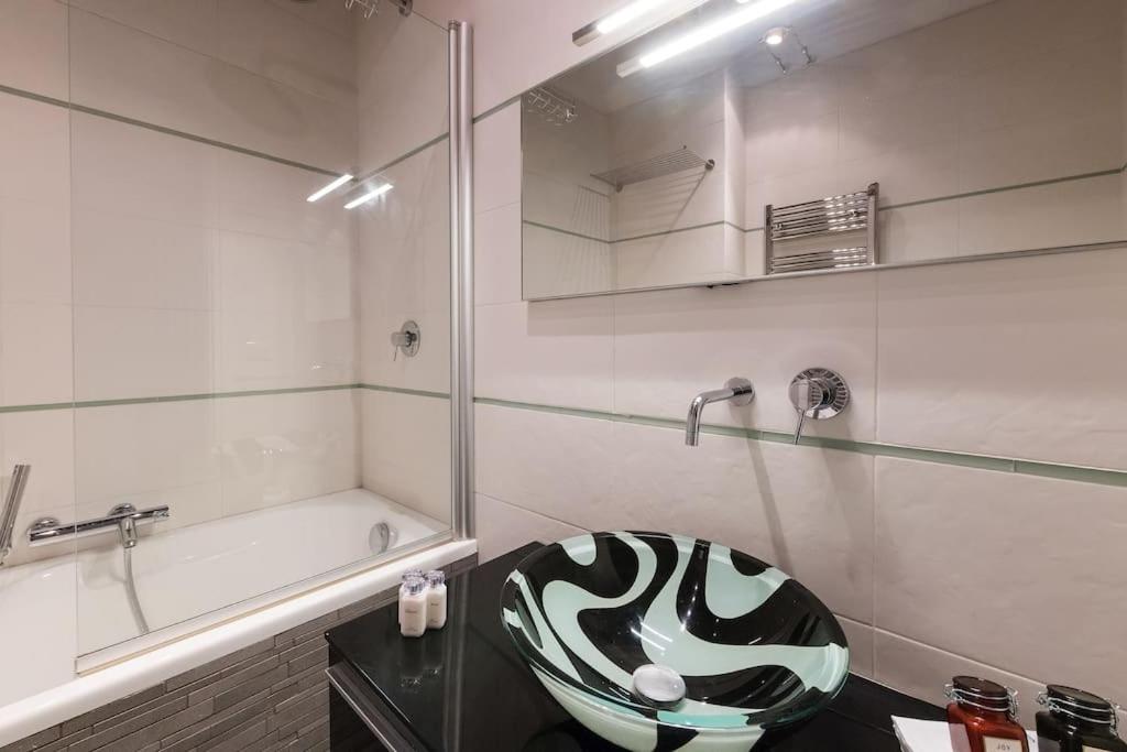 NEW! Design apartment 2 min from Spanish Steps
