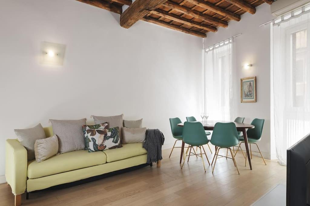 NEW! Design apartment 2 min from Spanish Steps