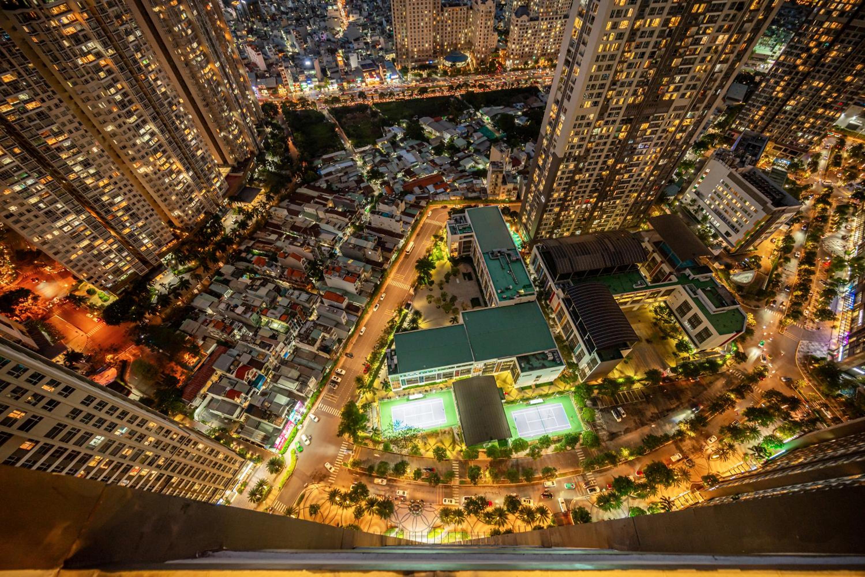 CR Concept Serviced Apartment - Vinhomes and Landmark 81