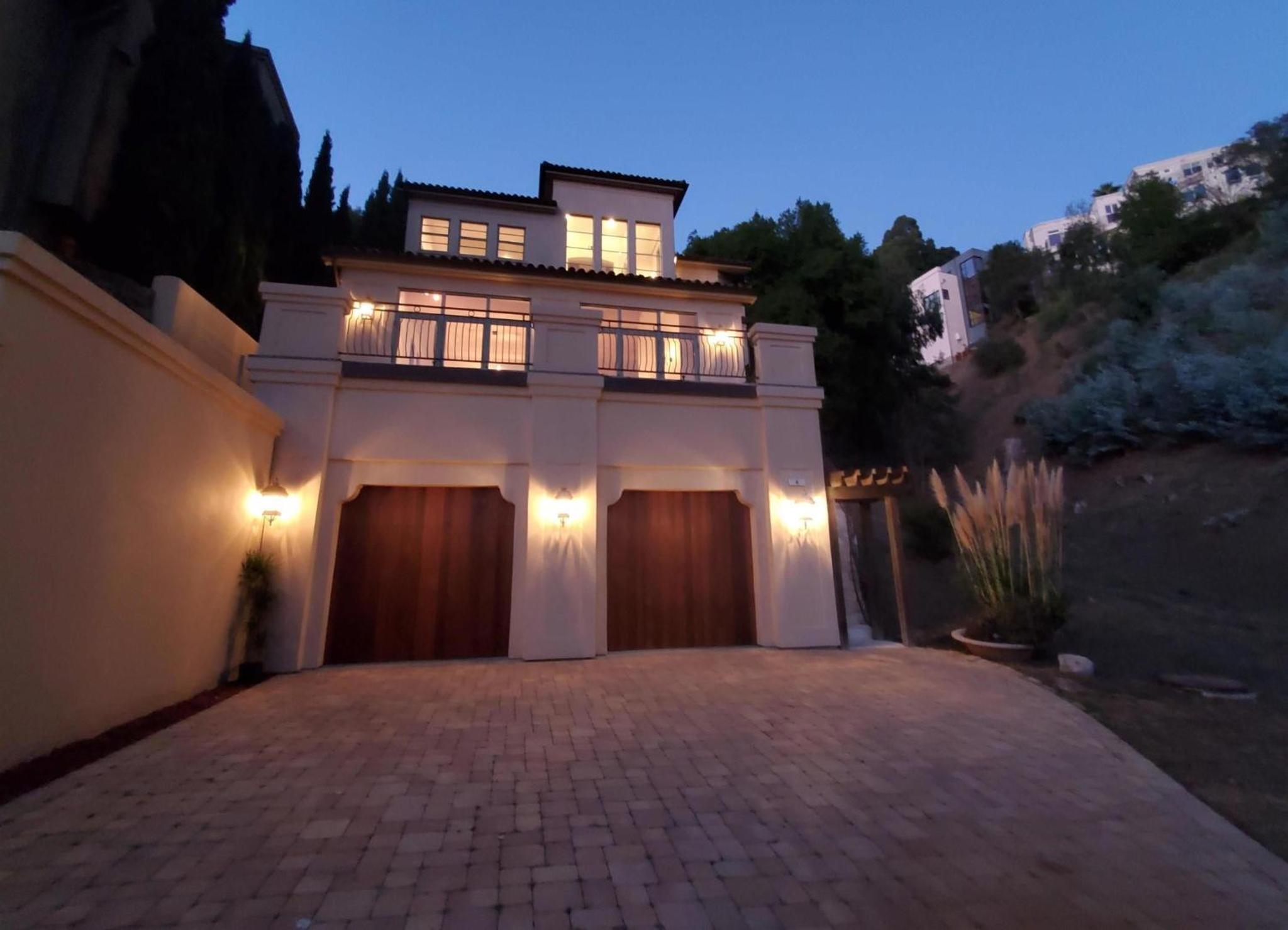 Luxury Berkeley Hills Villa with Bay View, Steam Room, 15 Mins to SF view 2