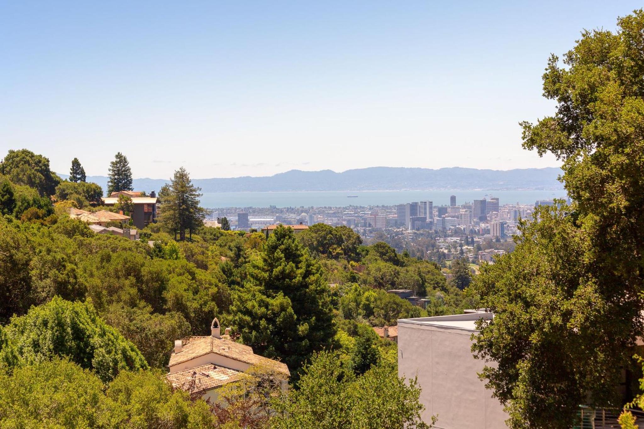 Luxury Berkeley Hills Villa with Bay View, Steam Room, 15 Mins to SF view 3