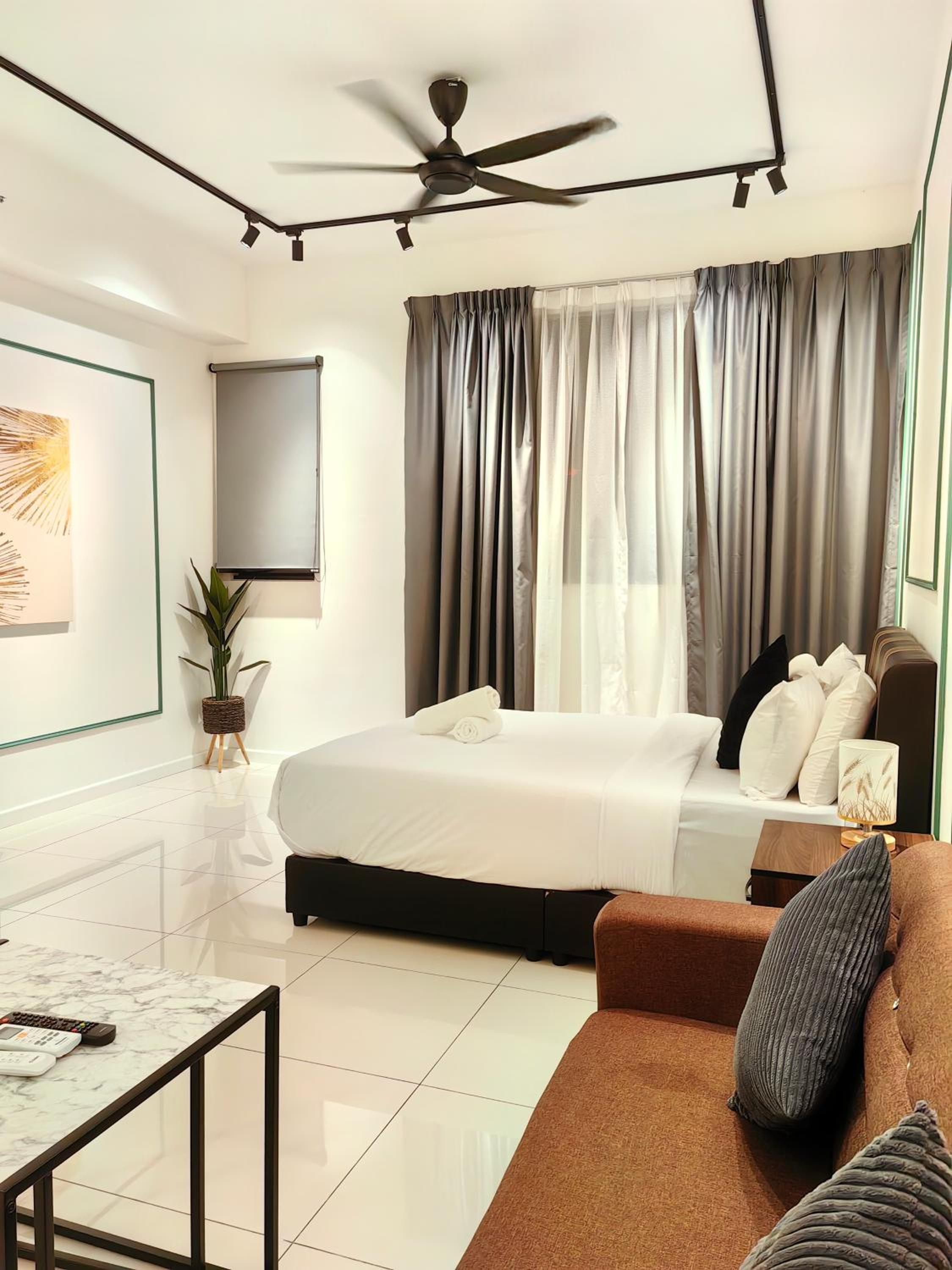 Chamber Residence KL by Lumina