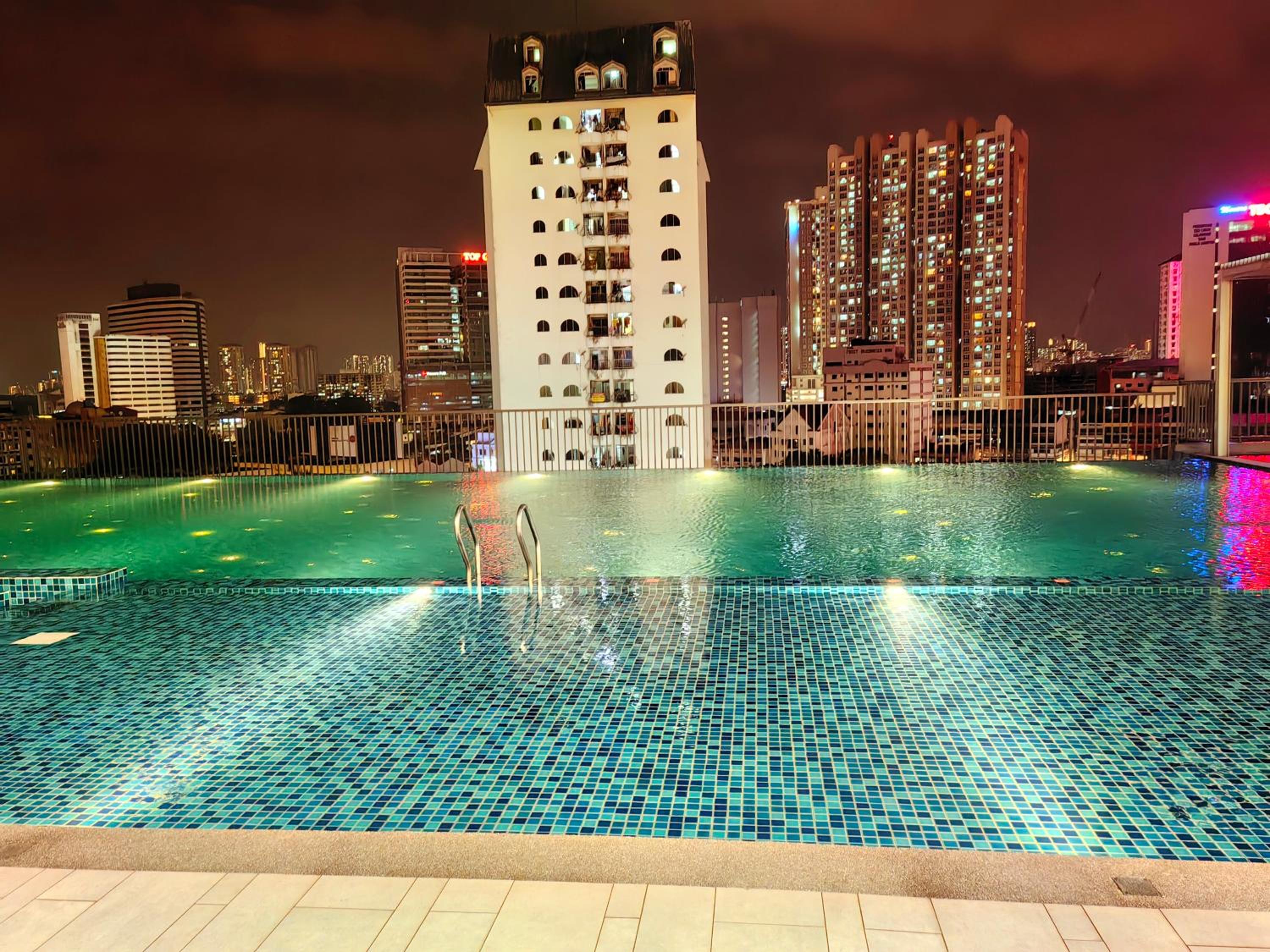 Chamber Residence KL by Lumina