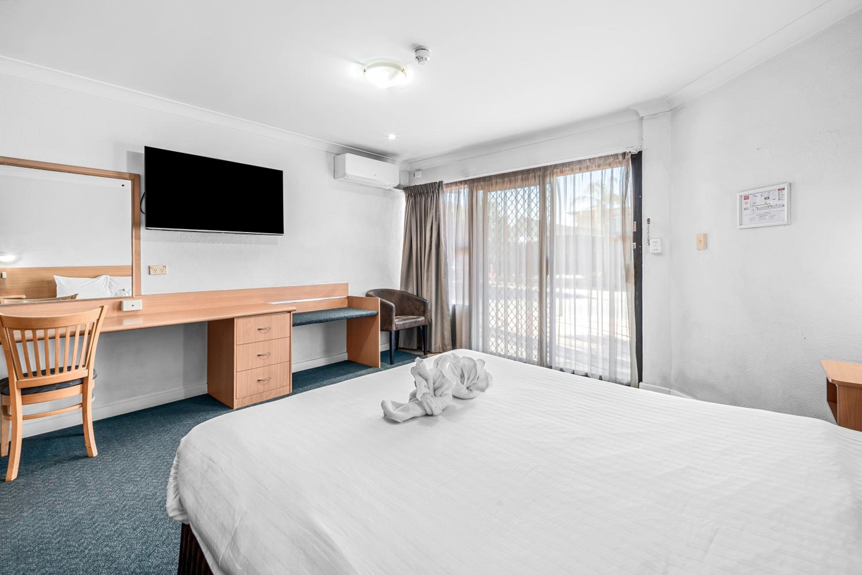 Alice Springs Vacations - Diplomat Hotel Alice Springs - Property Image 6