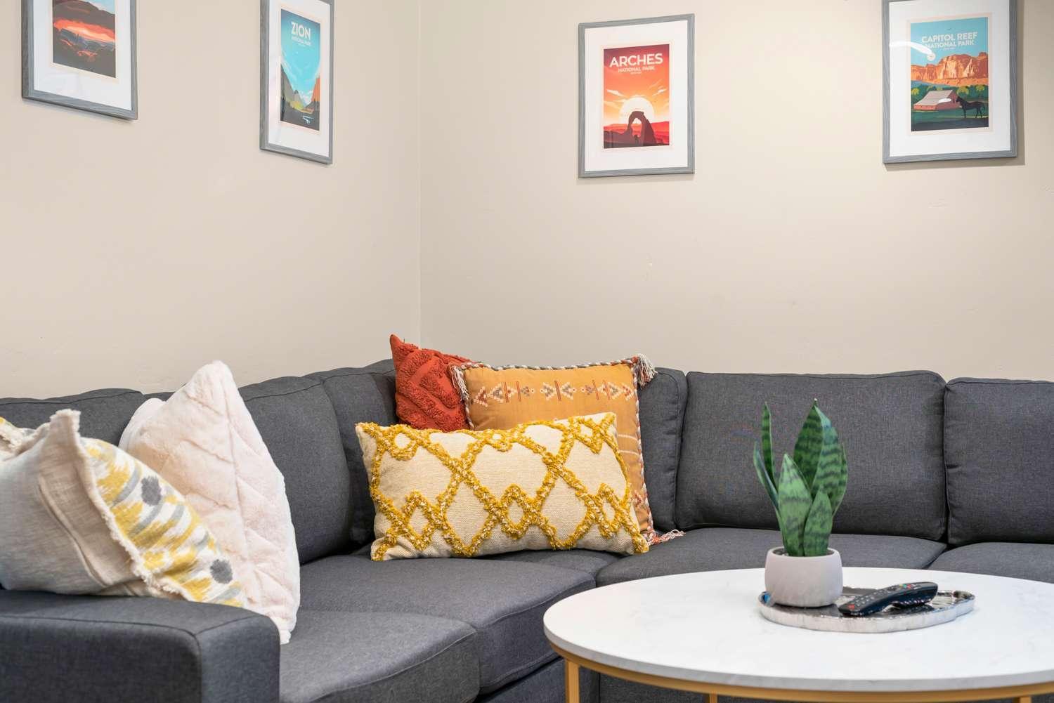 lounge
