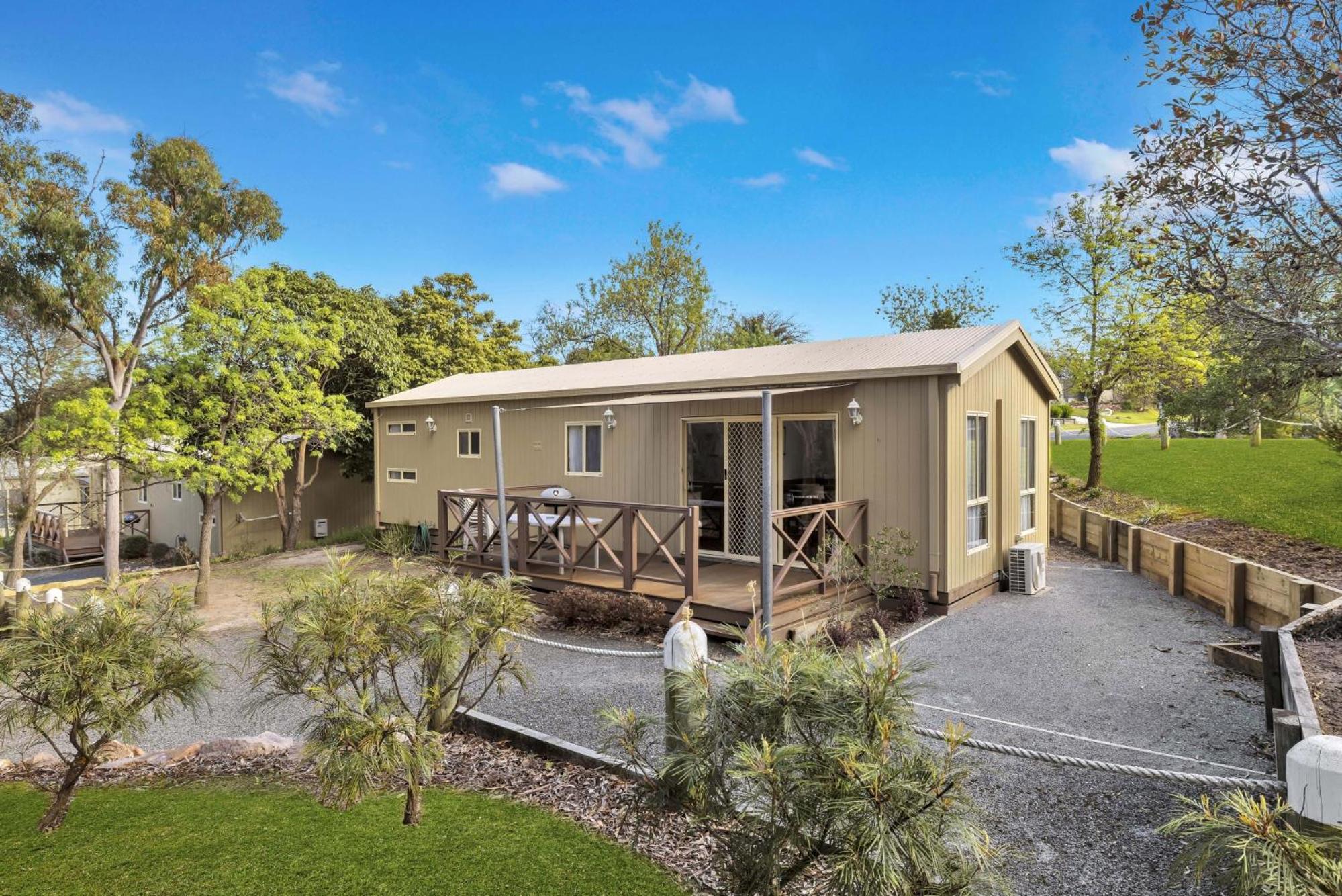 Metung Holiday Villas