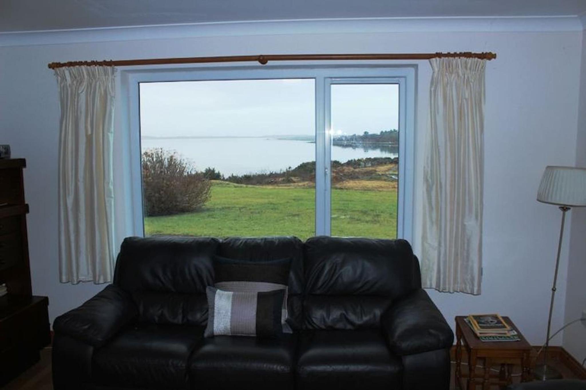 Waterside Cottage, Cashel view 3
