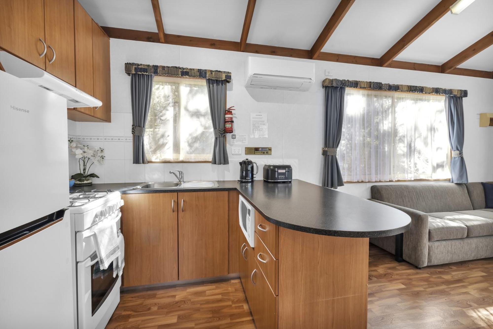 Metung Holiday Villas