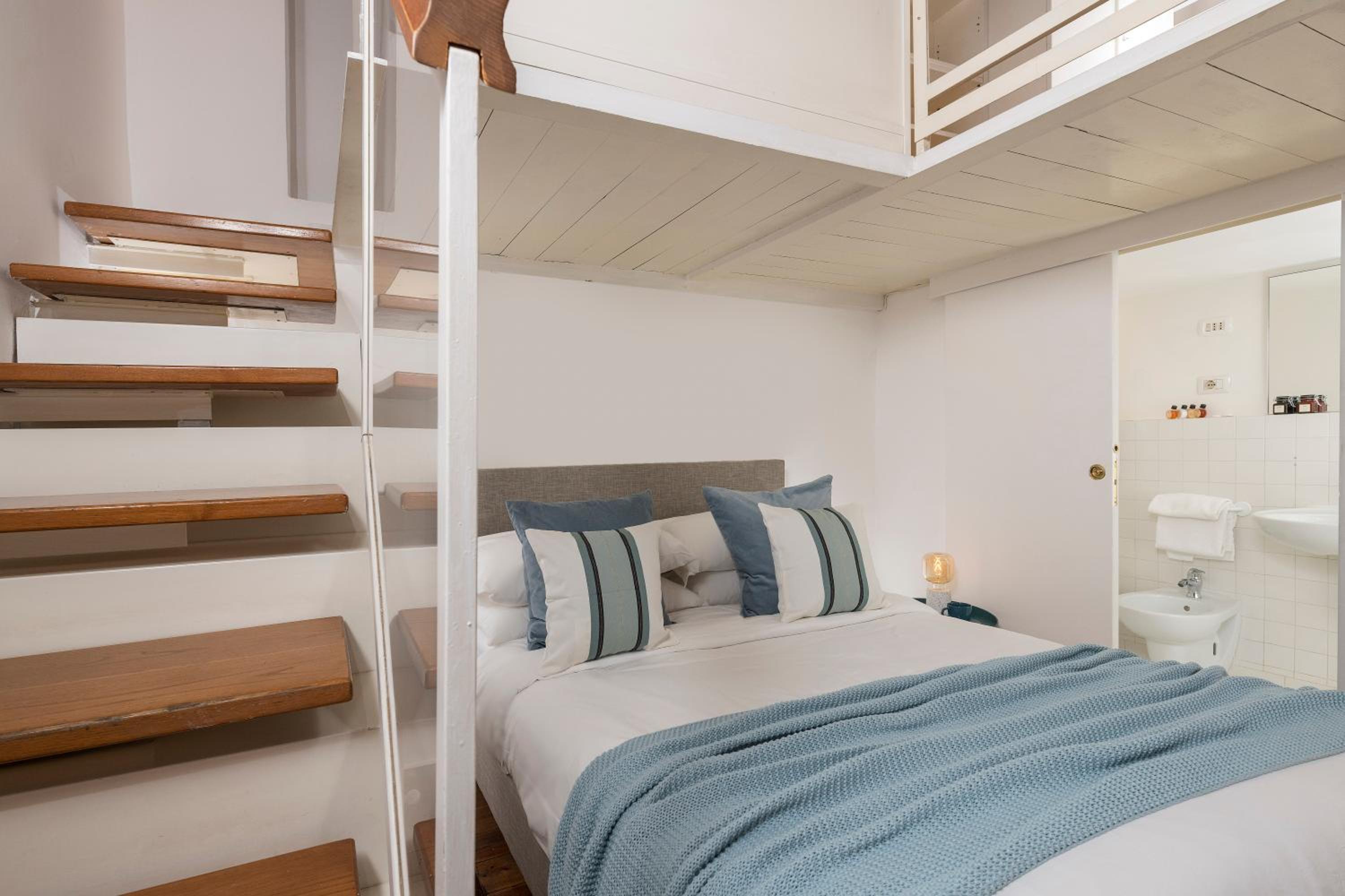 Manara flats in the Heart of Trastevere