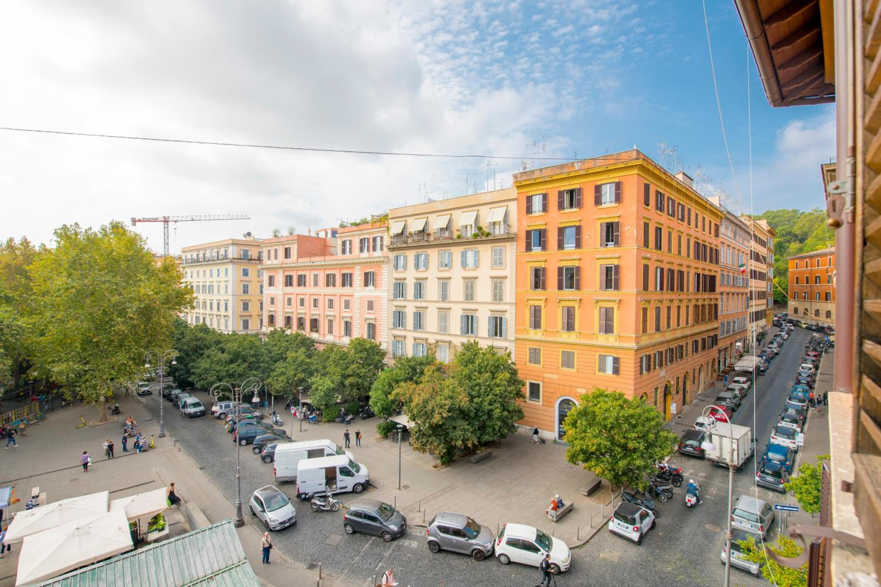 Manara flats in the Heart of Trastevere