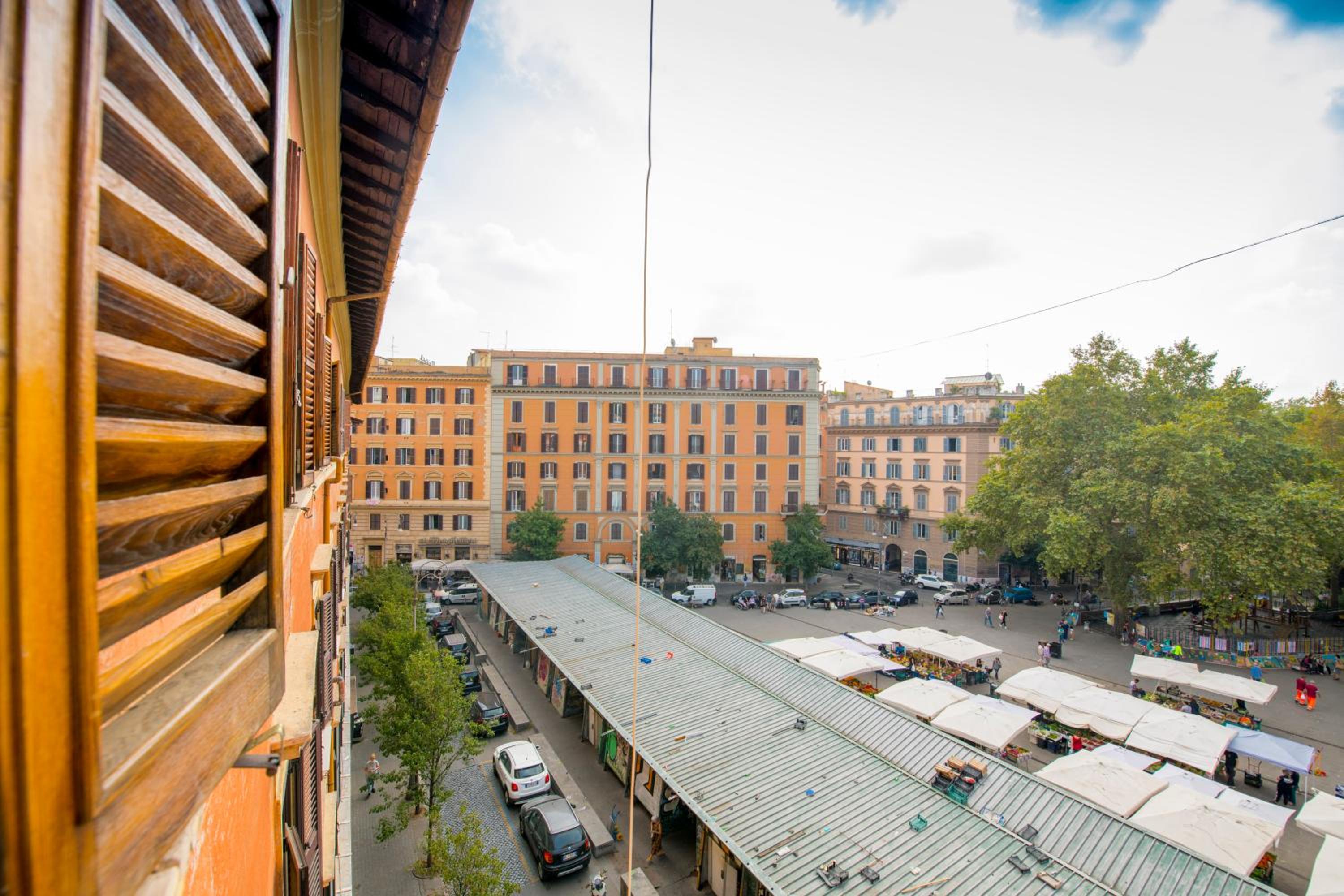 Manara flats in the Heart of Trastevere